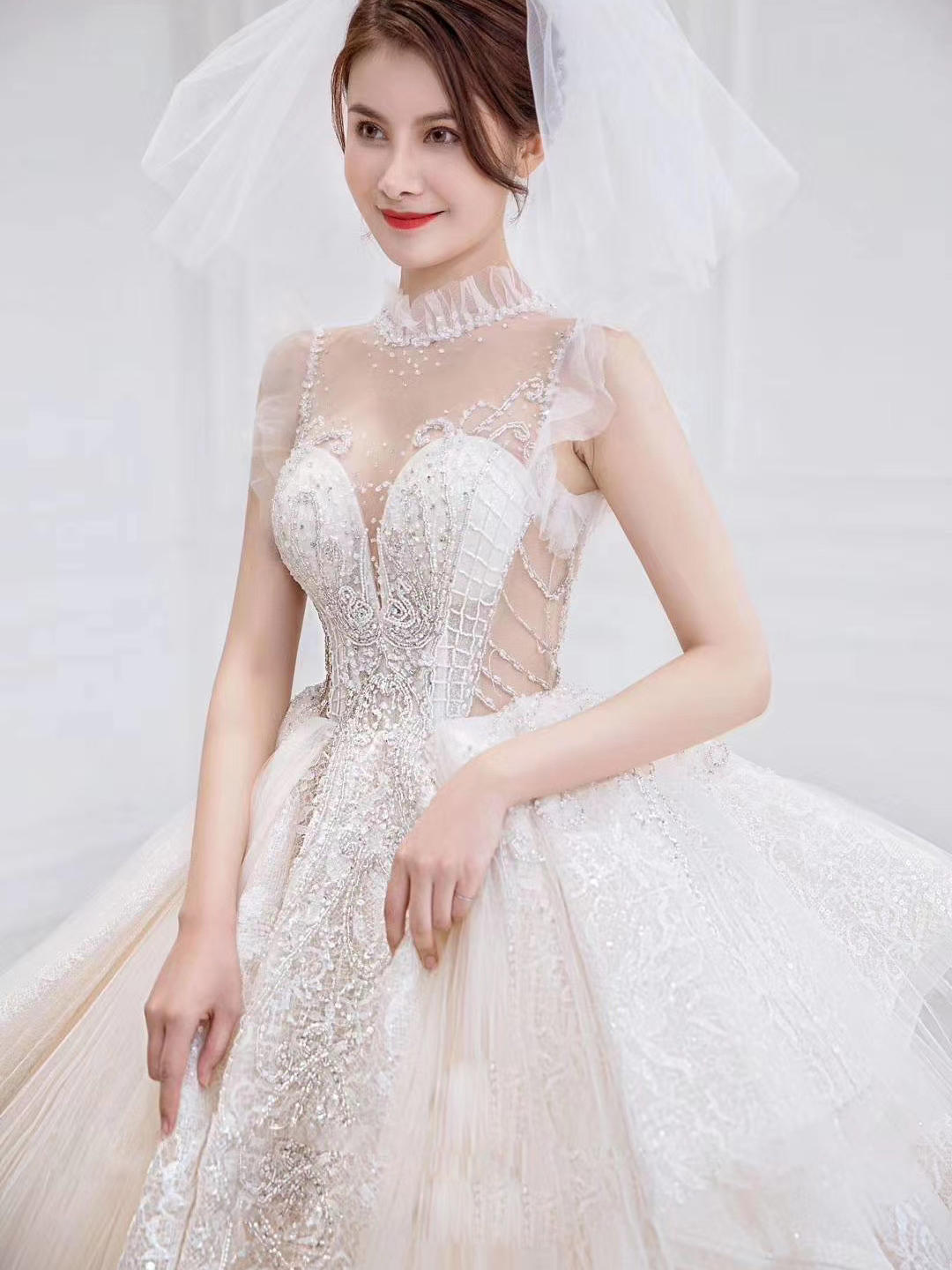 【网红爆款】亚洲设计师轻奢正品仪式纱