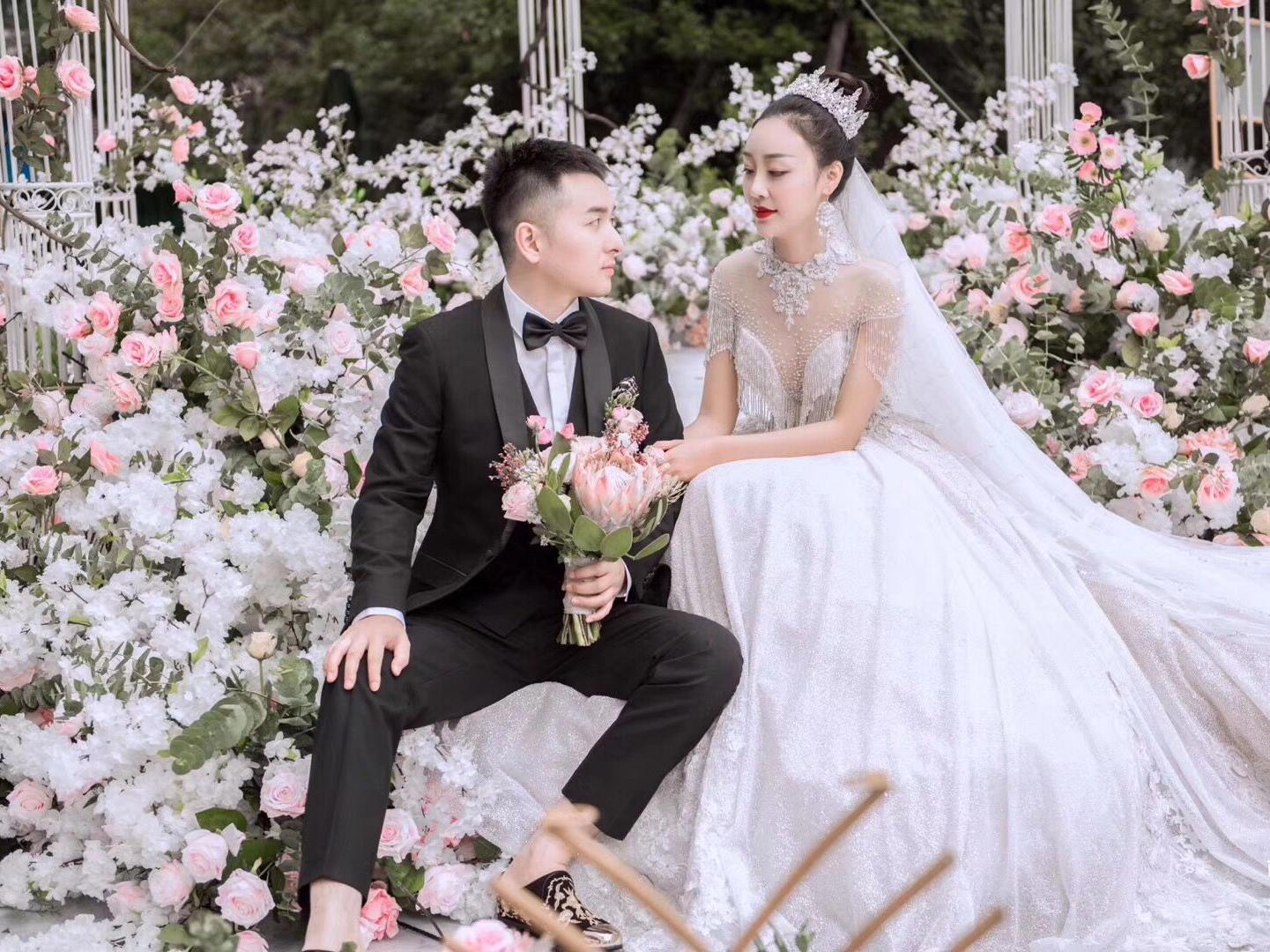 【彼爱超值套餐】3件套租+资身老师全程跟妆