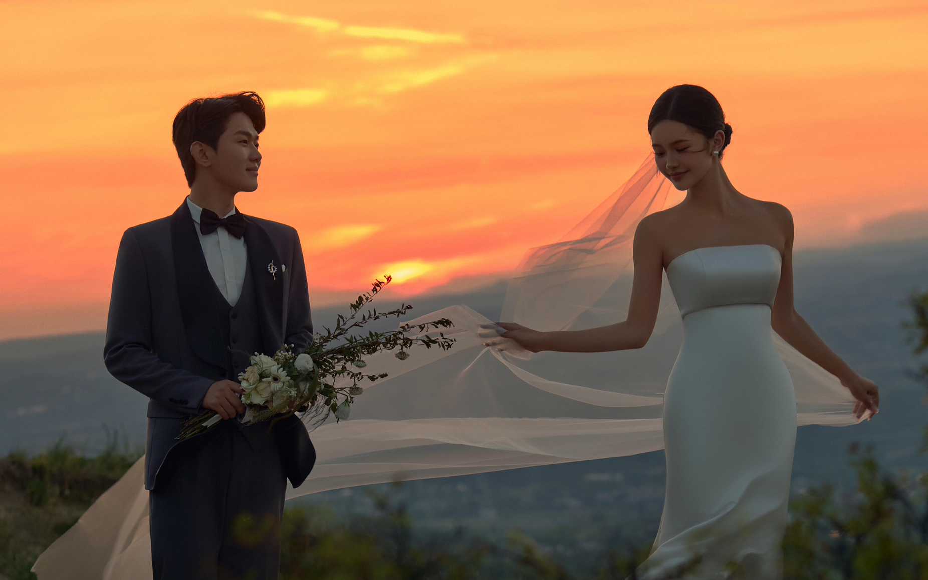 爱在日落黄昏时｜超美的夕阳山顶婚纱照