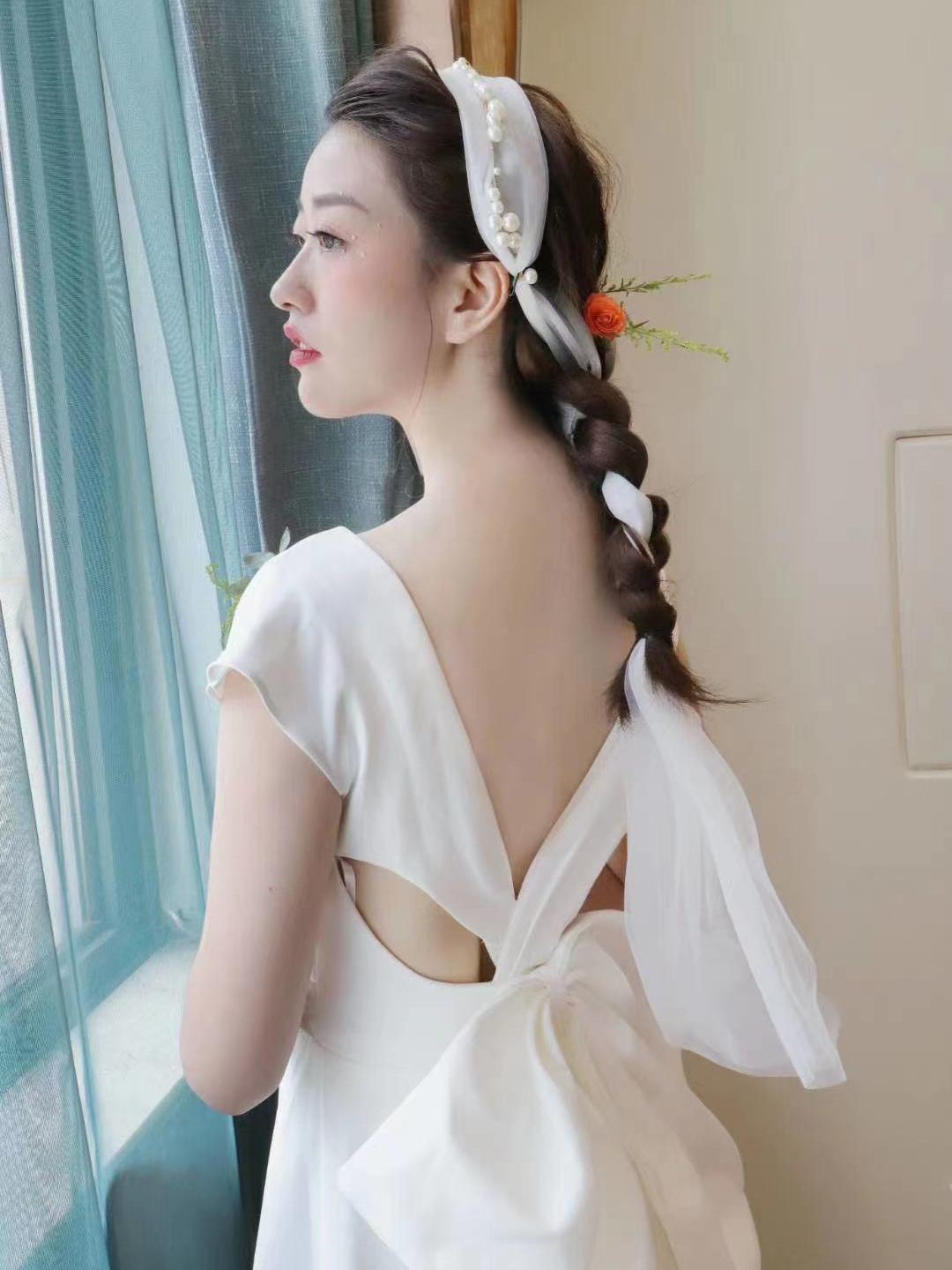 女神婚礼套餐 全套服装+全程跟妆