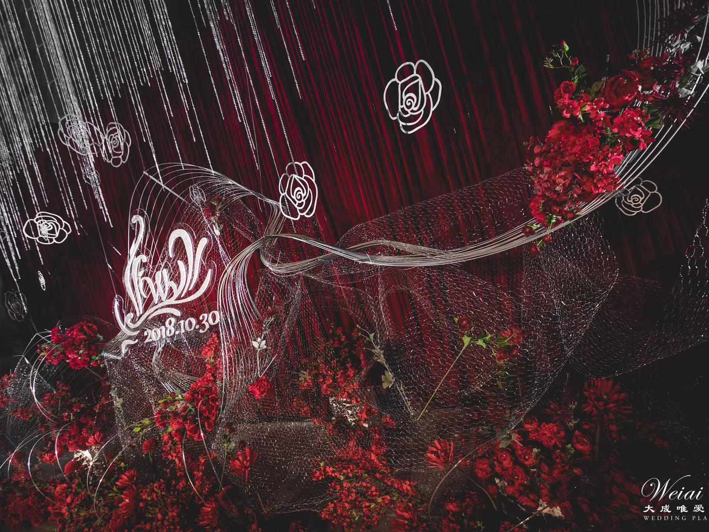 内含四大金刚【THE ONE 暗红色与银灰色】