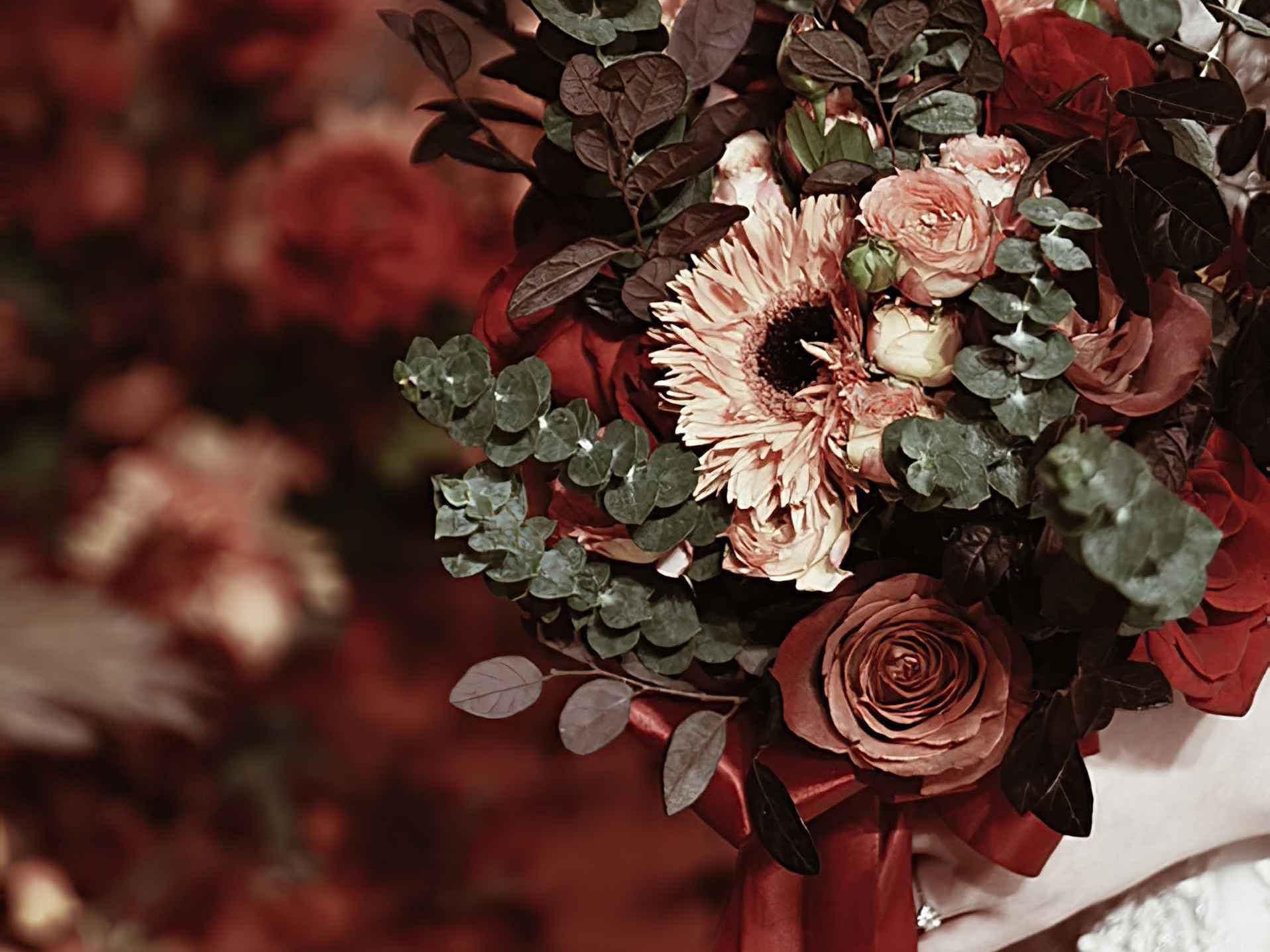 艳而不俗的红色系 火热上线