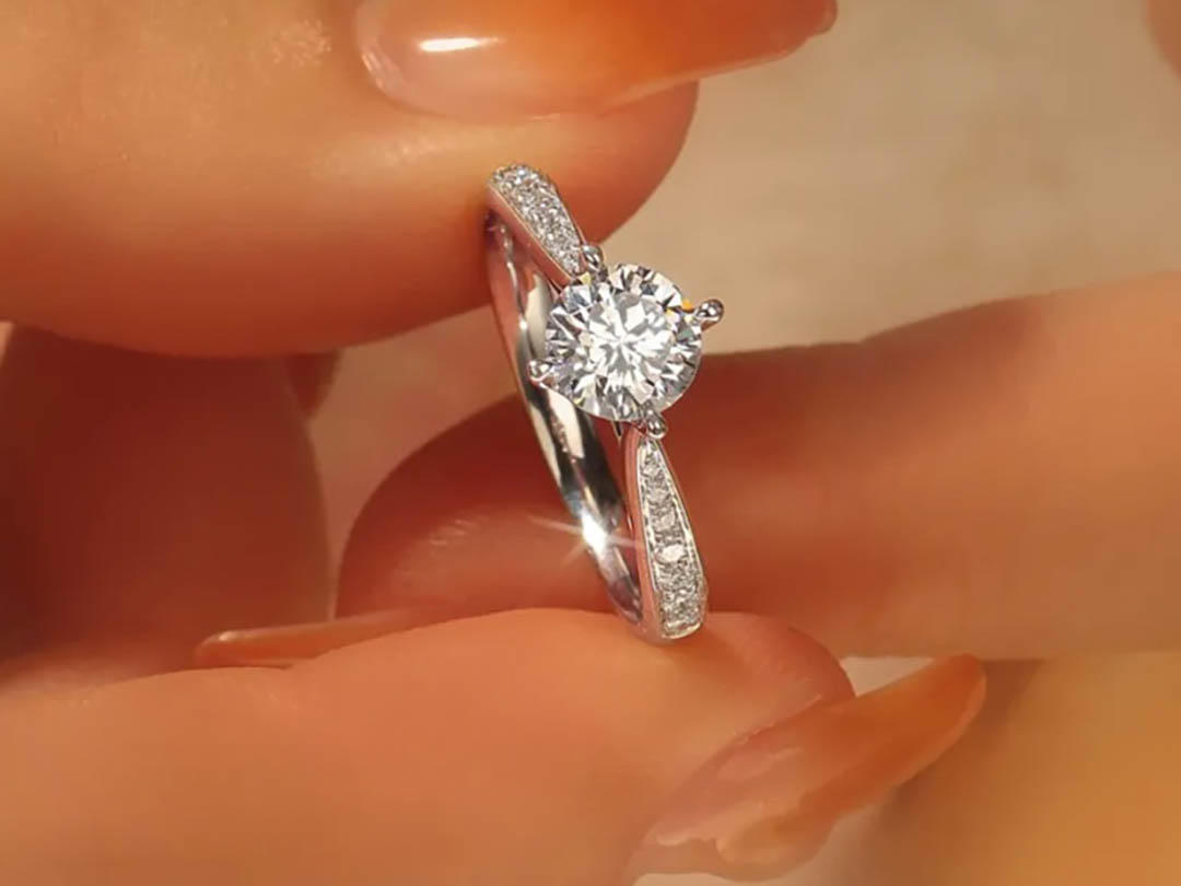 【极光】30分显大结婚钻戒
