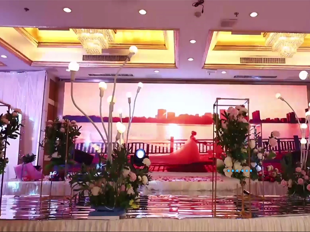 淮北曼哈顿酒店香槟色布置