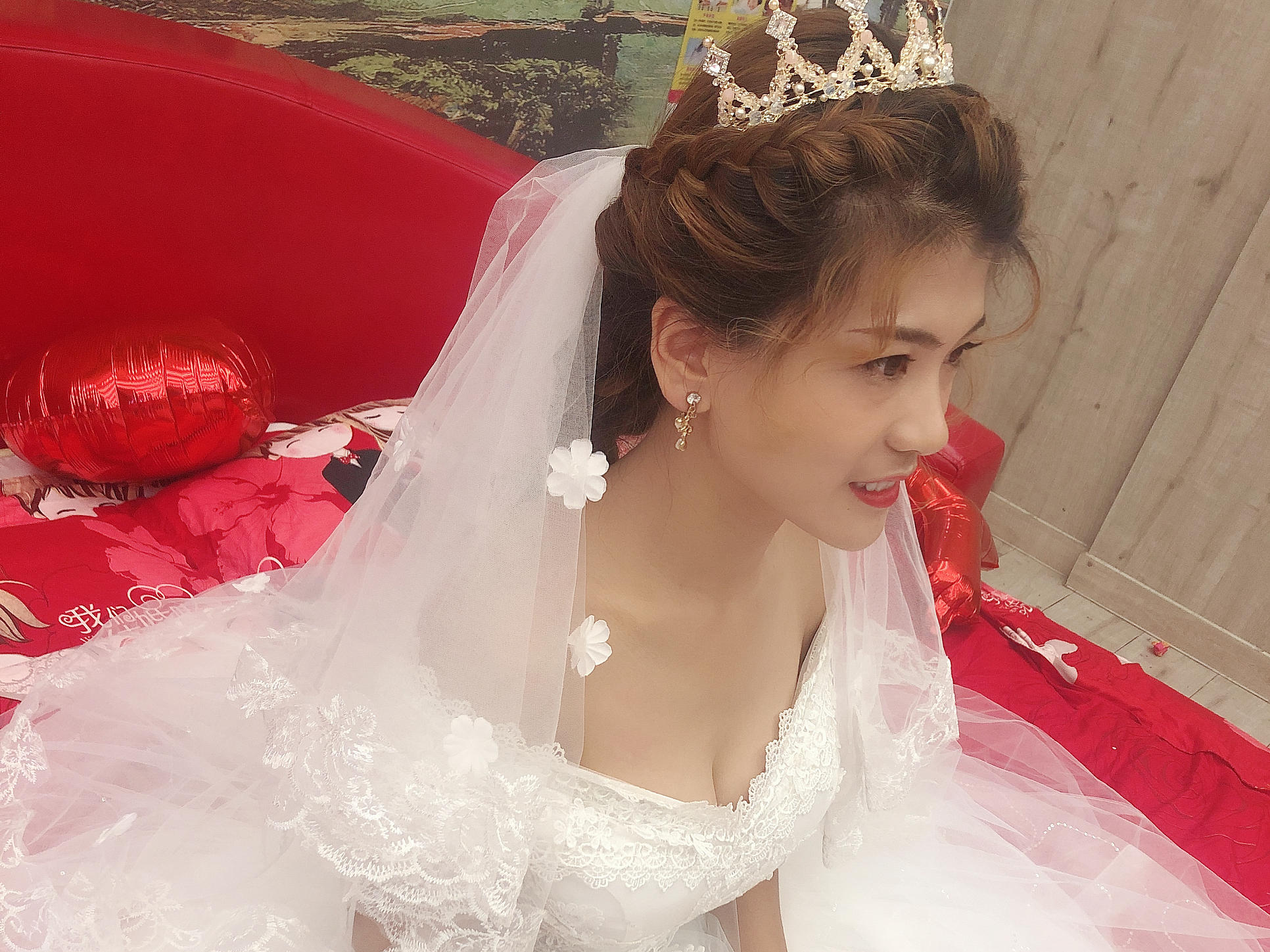 资深档全程跟妆2造型，新娘妆容