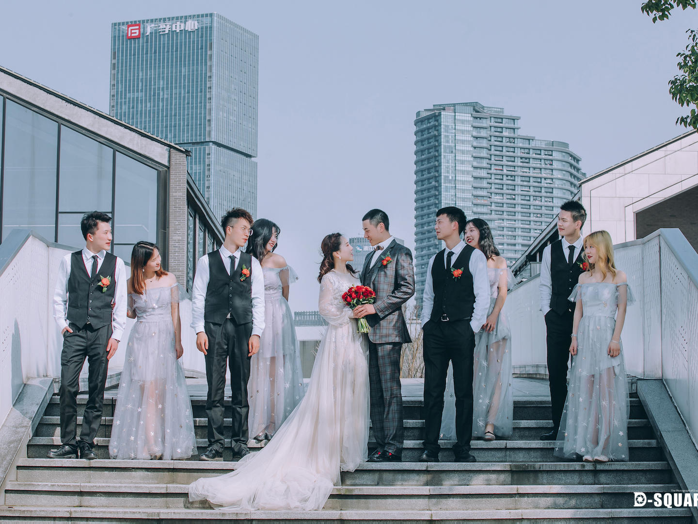 【主持人余凯|Eric—“轻”中式】