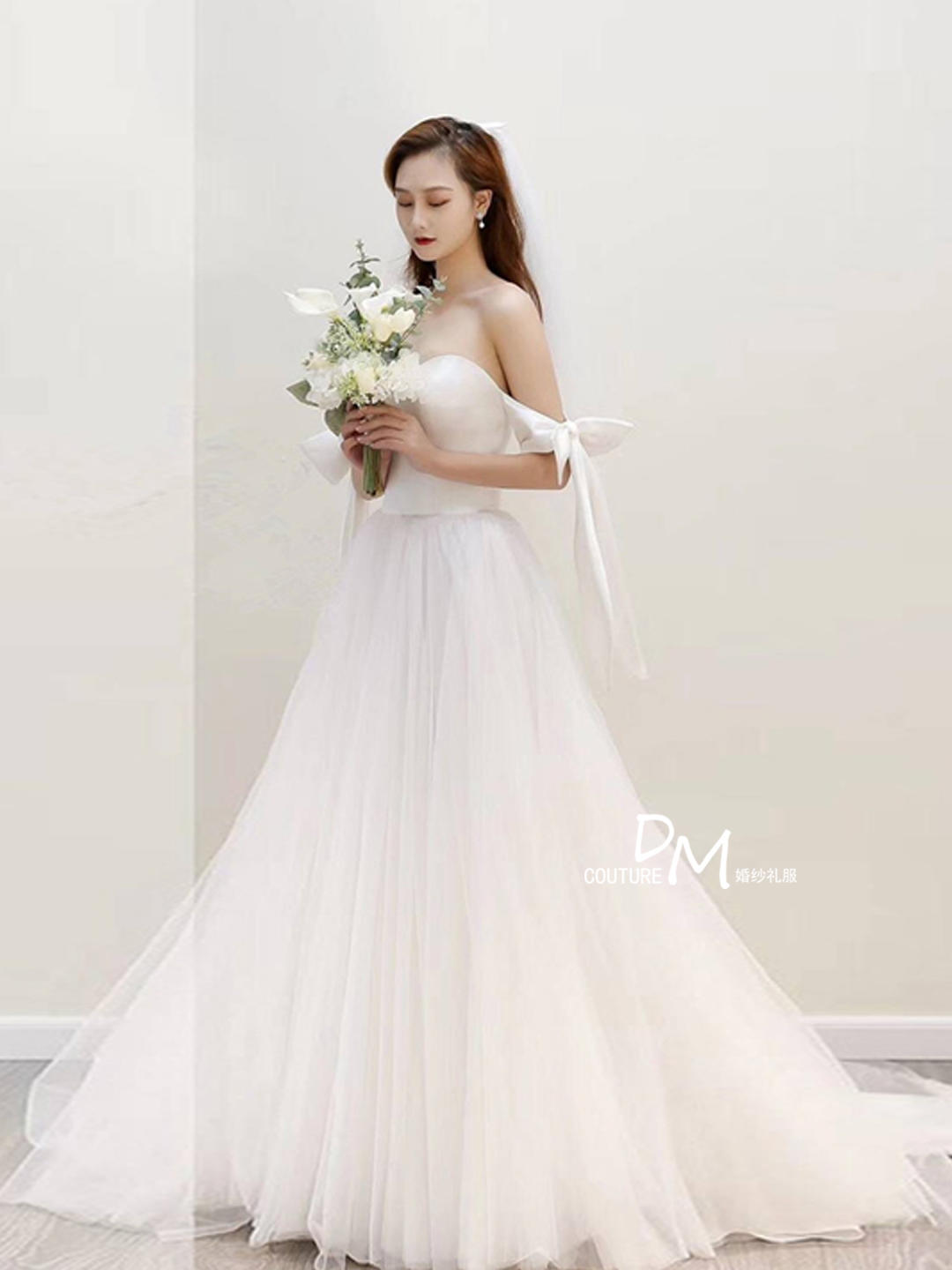 DM婚纱/缎面高定系列/遇见