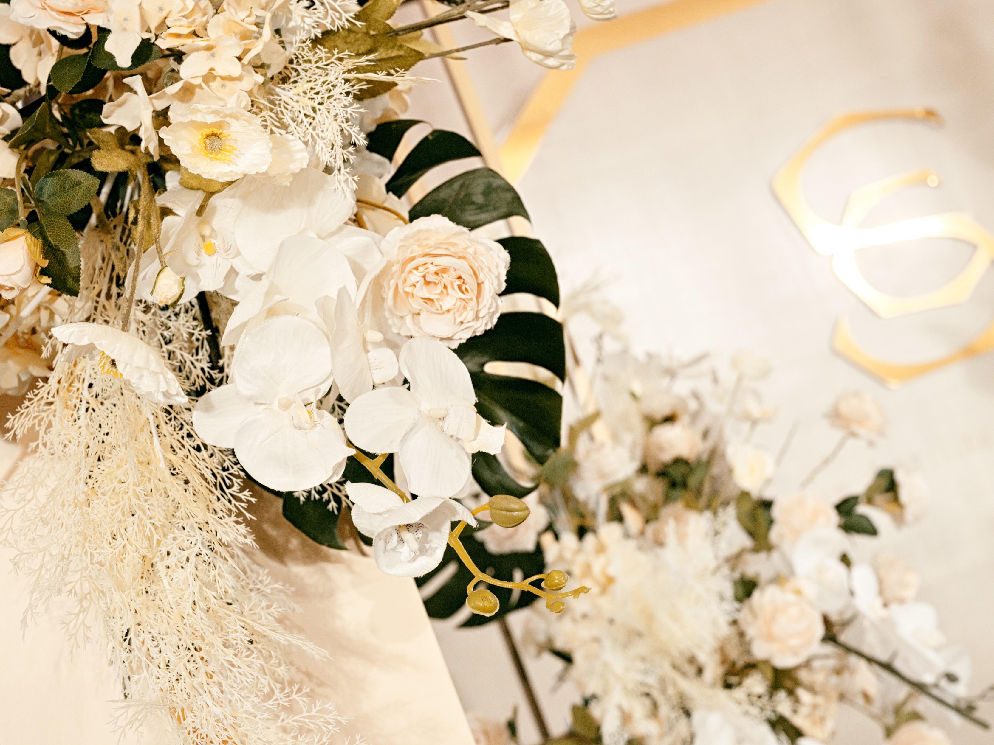 香槟色时尚轻奢婚礼-小规模婚礼