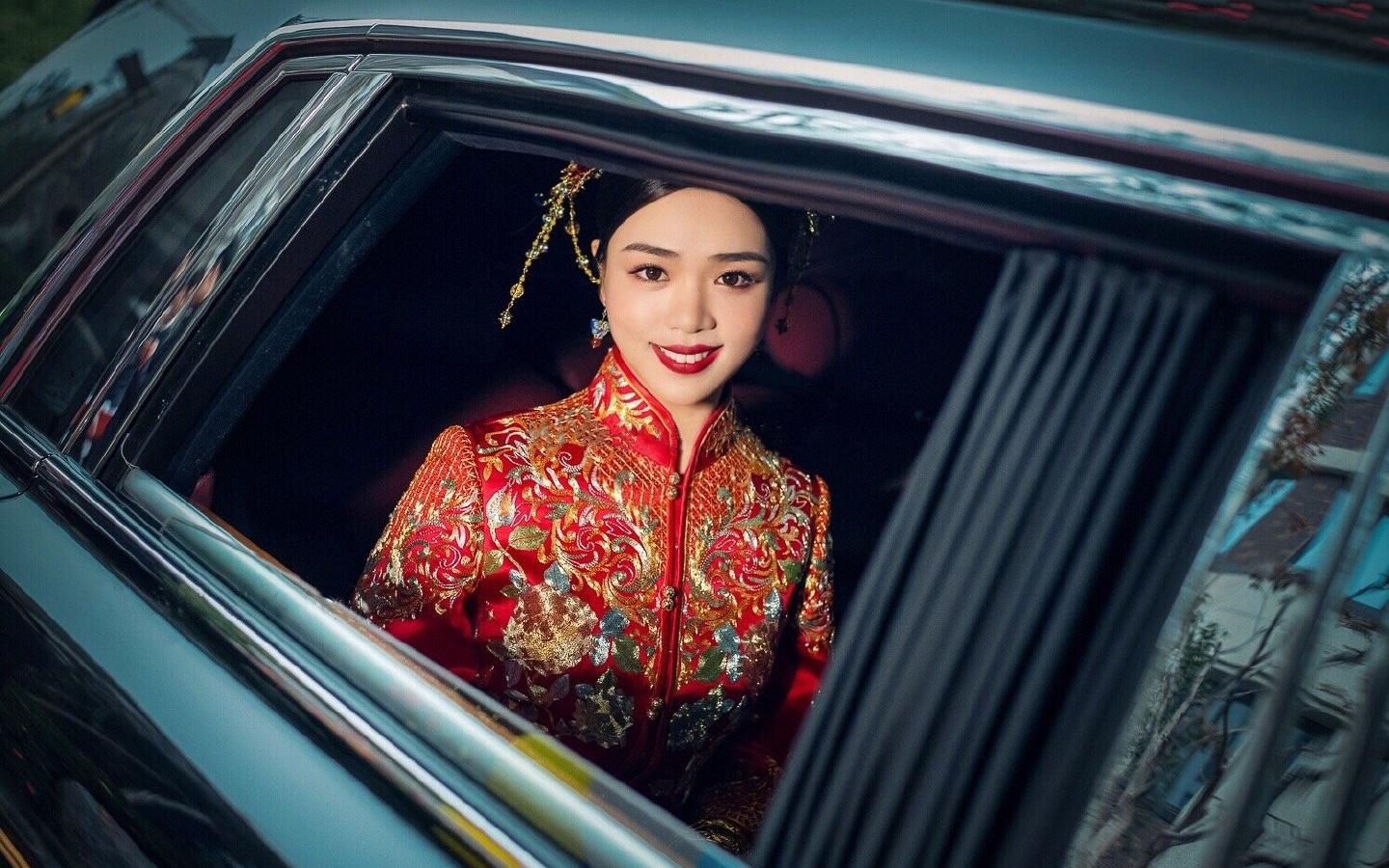 《红馆新娘》总监级化妆师----微微老师