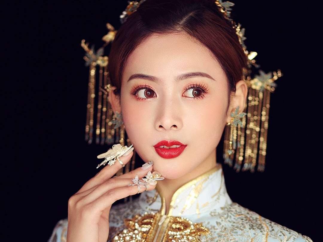 【超值劲爆】新娘7件套租凭套餐  全款送新娘晨袍