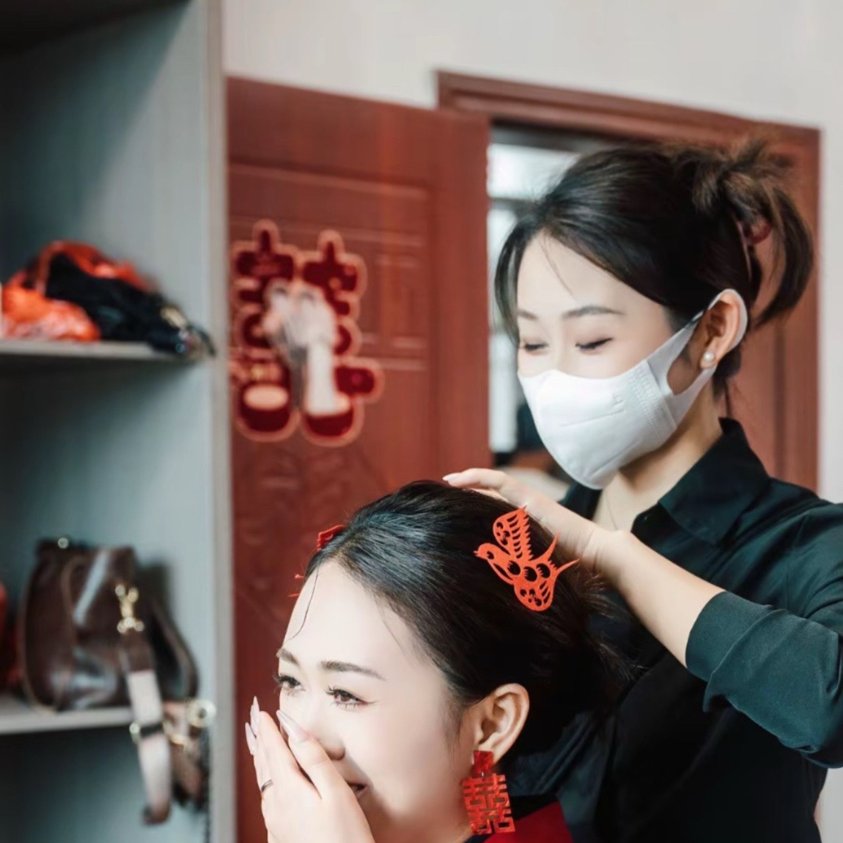 優(yōu)奈婚禮跟妝