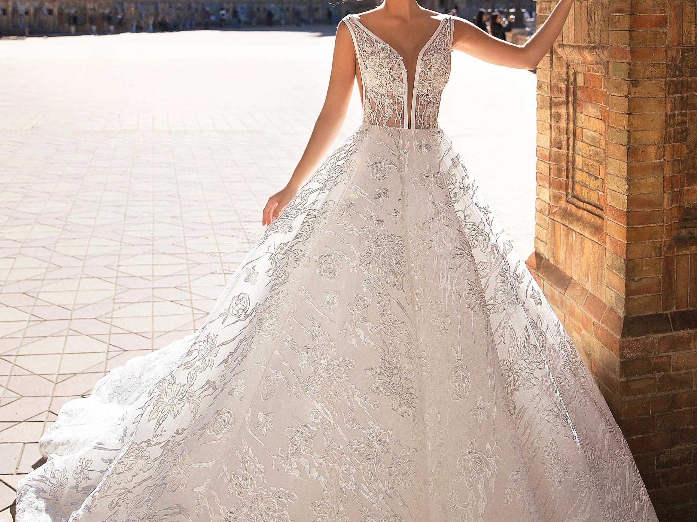 一价全包结婚必选二对一服务 总监妆发+婚纱套系