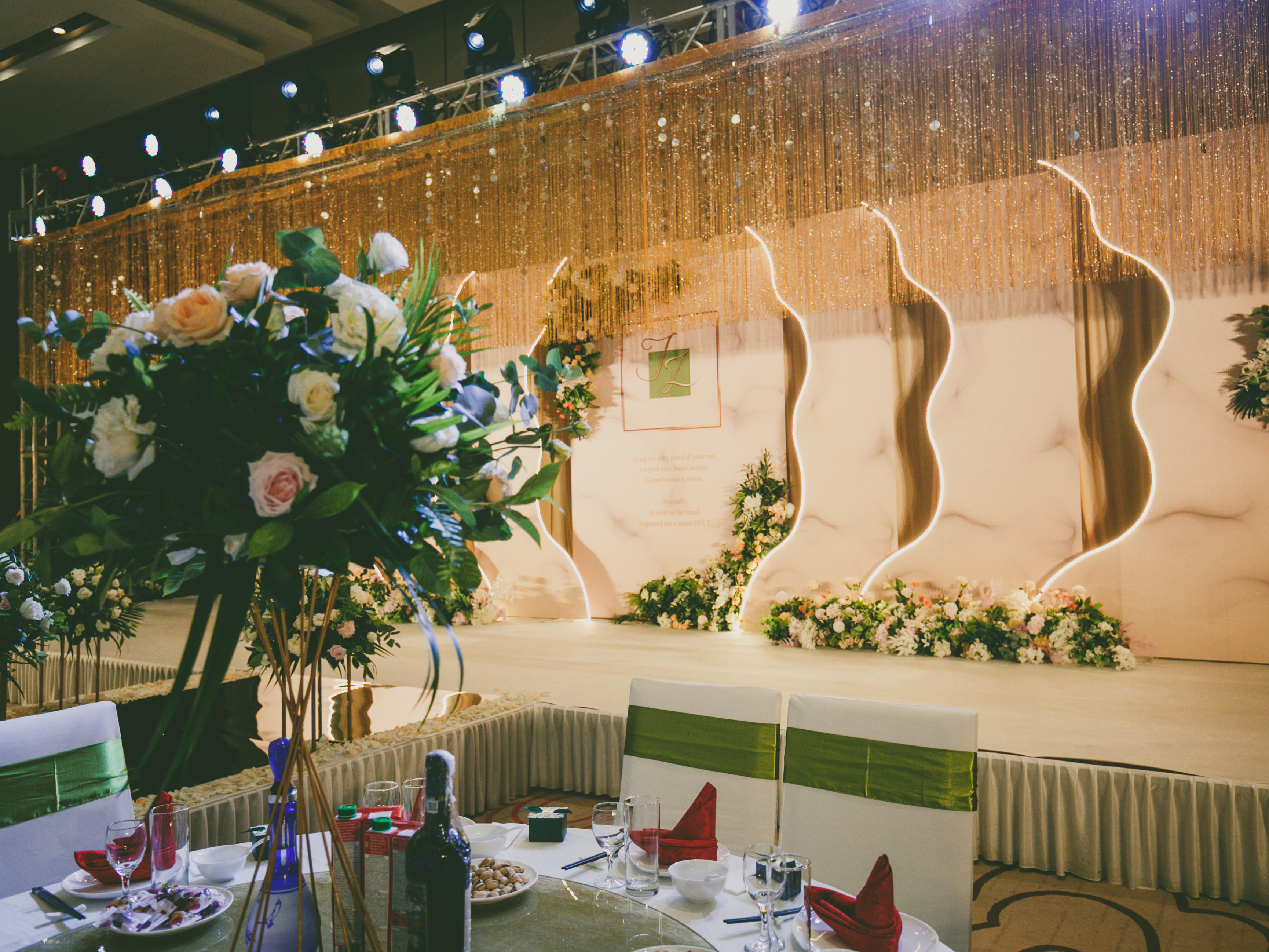 【熙·婚礼】简约森系 包含婚礼人员、布置