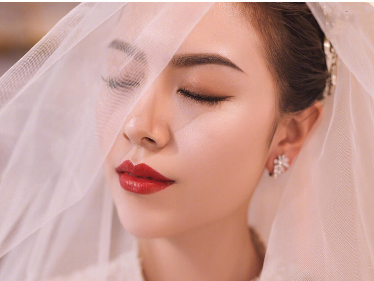 梦幻公主系列定制婚纱+礼服