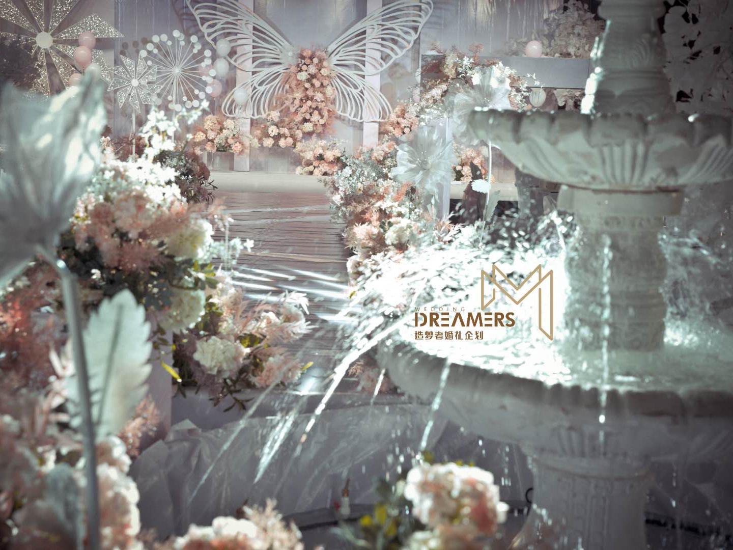 如皋造梦者婚庆温馨布置 场地主持人￥9080