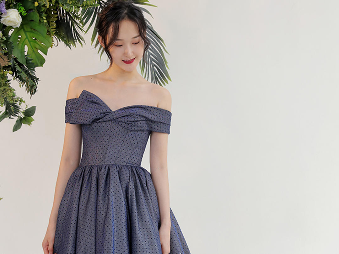 热推2019嫁日出门纱+主纱+敬酒服+跟妆套系