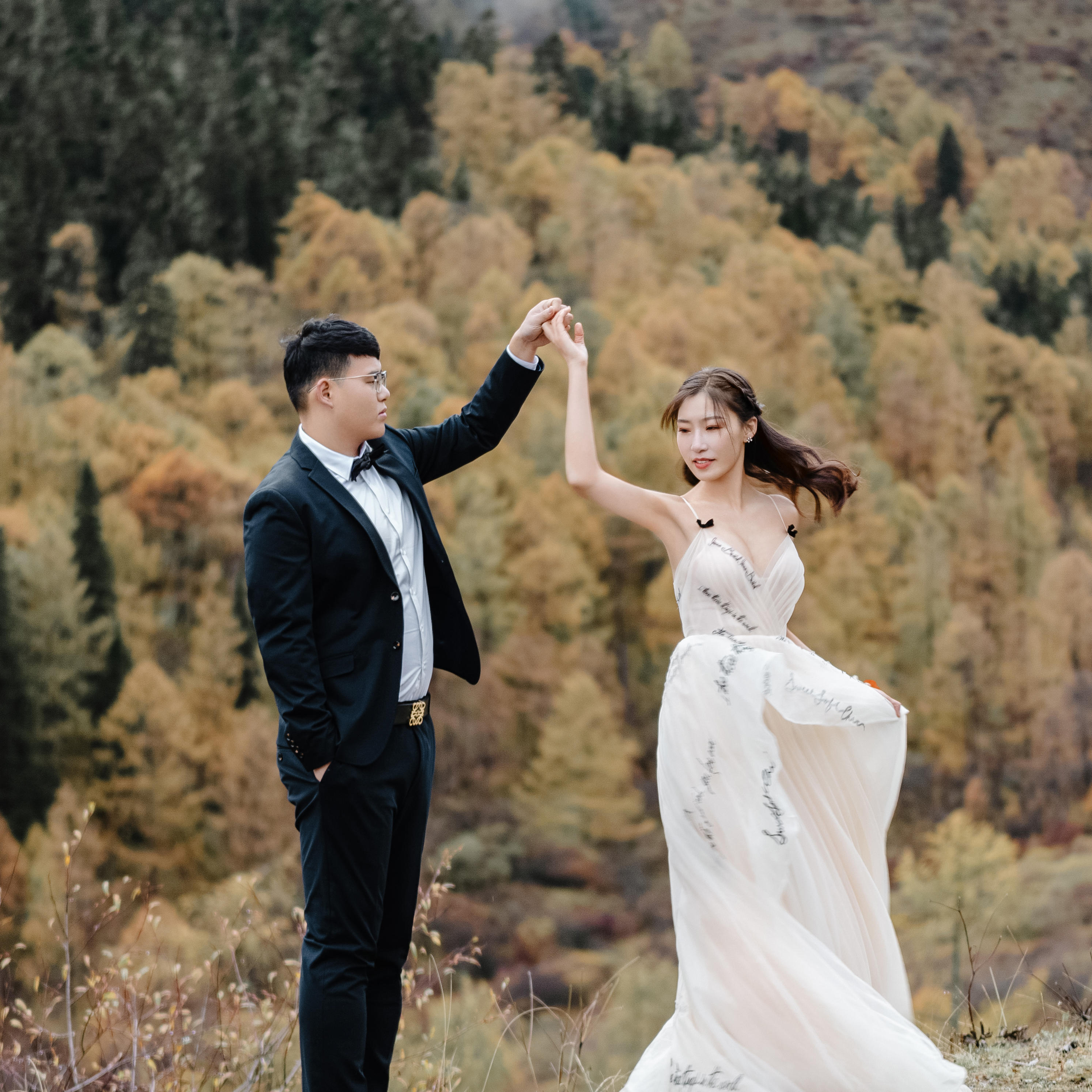【川西雪景迷你MV送婚纱照300张+滑雪票】 