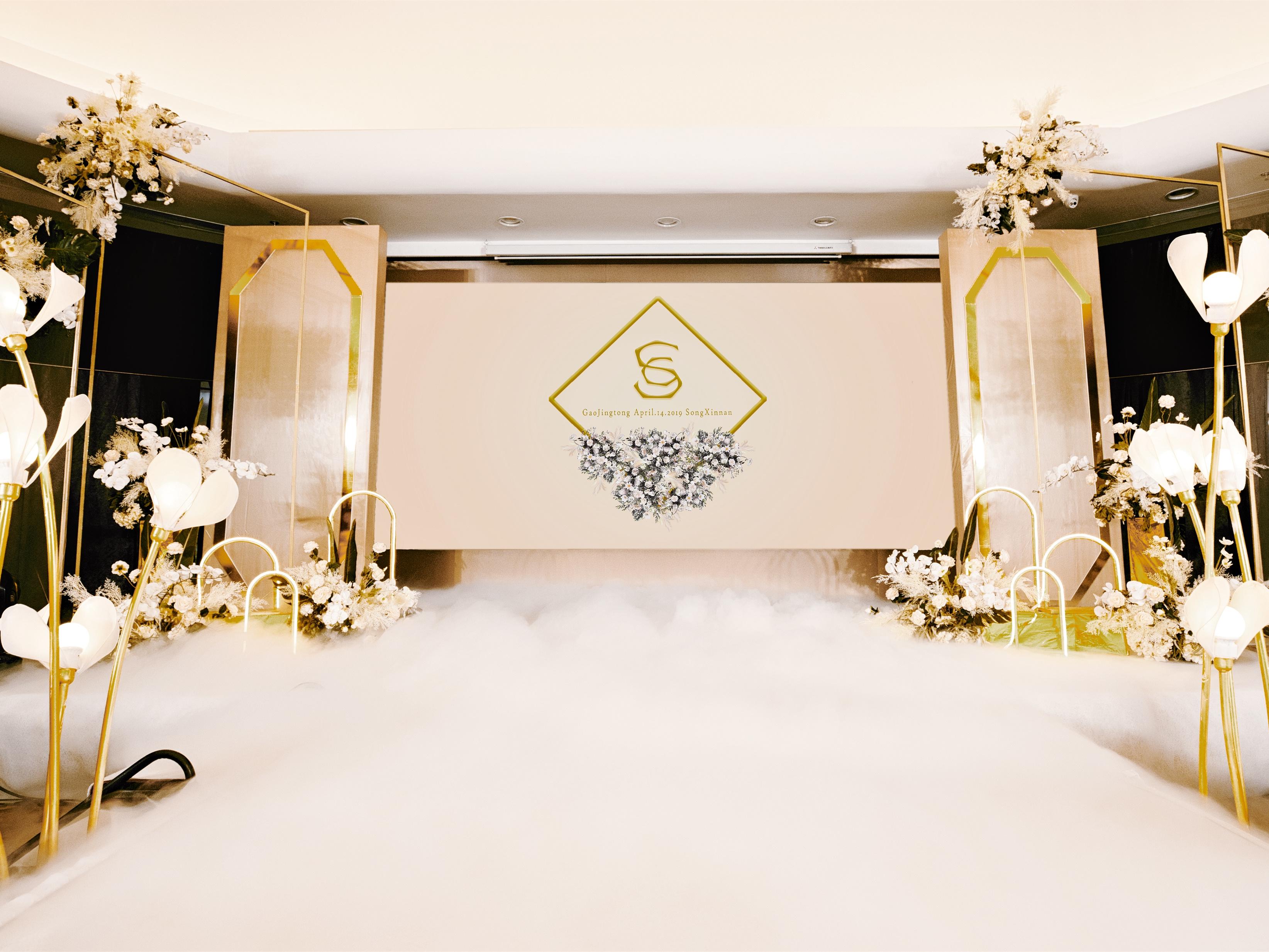 香槟色时尚轻奢婚礼-小规模婚礼