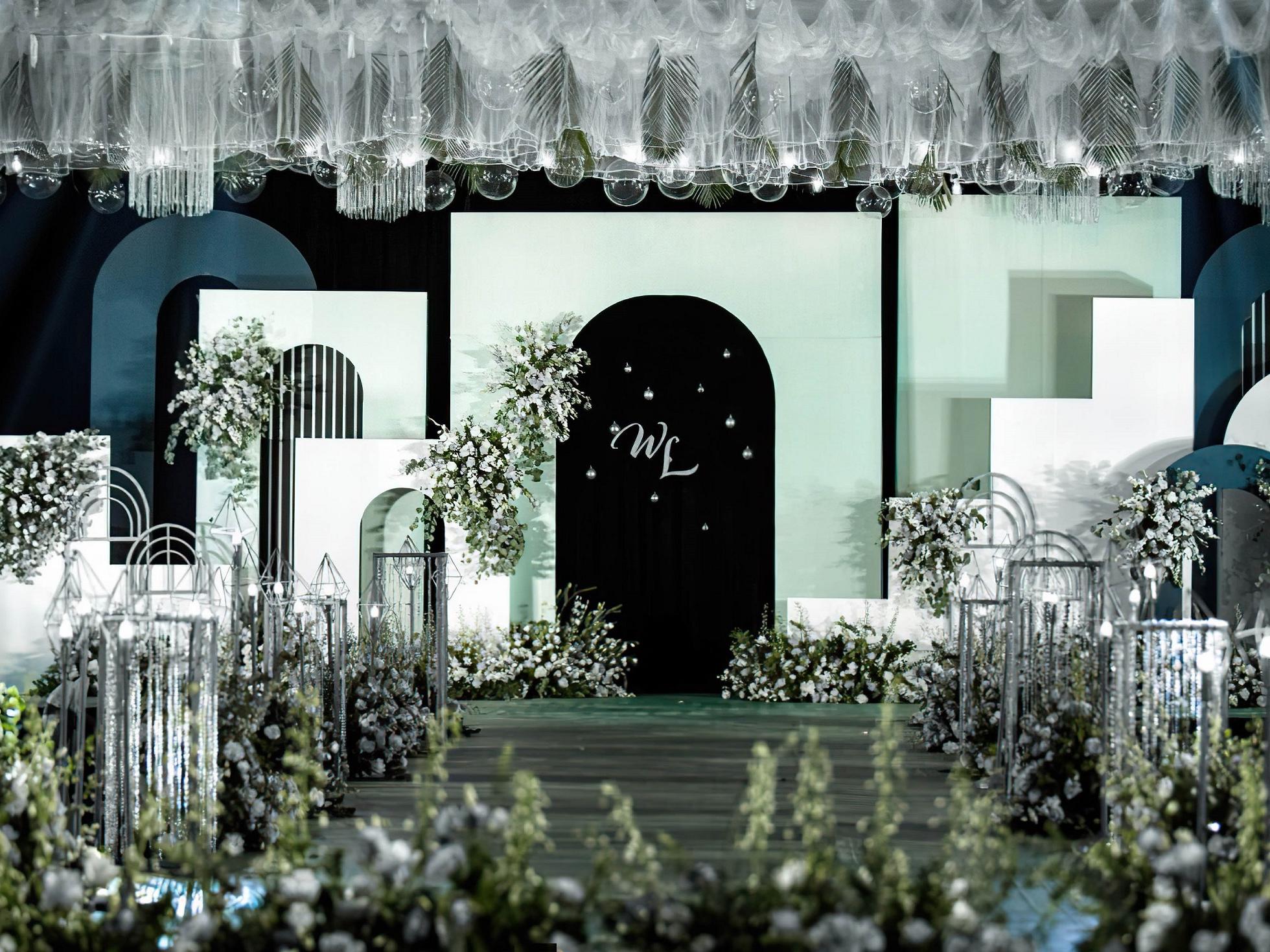 【汇梦】豪华梦幻灯光#含四大金刚+精致花艺