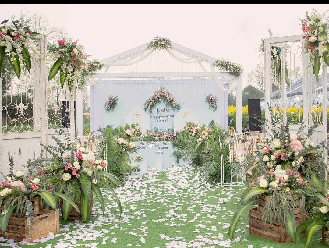 乡村田坝婚礼   全鲜花布置  创意婚礼设计