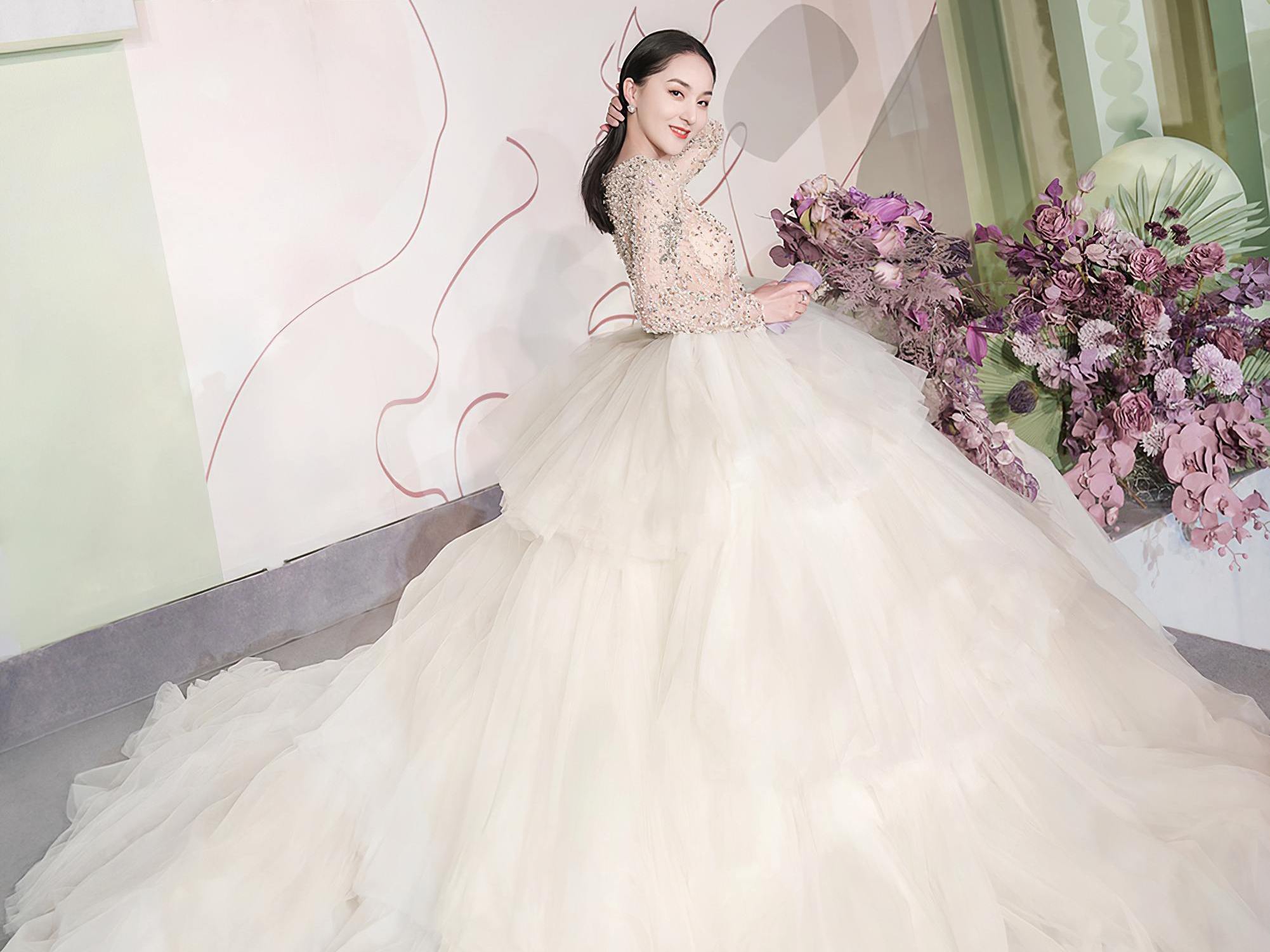 【惊鸿】轻奢西式室内婚礼现场