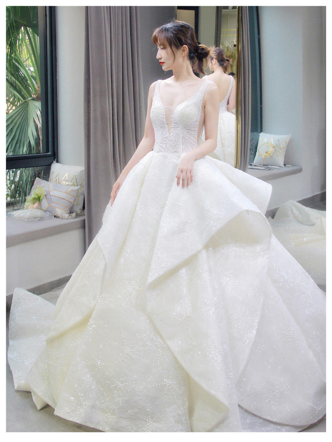 【高定奢品四件套】手绣褂后+主婚纱+敬酒服+跟妆