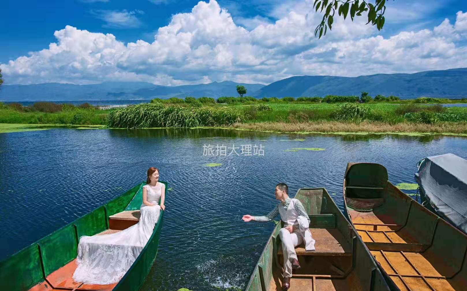 户外草坪森林童话主题婚礼