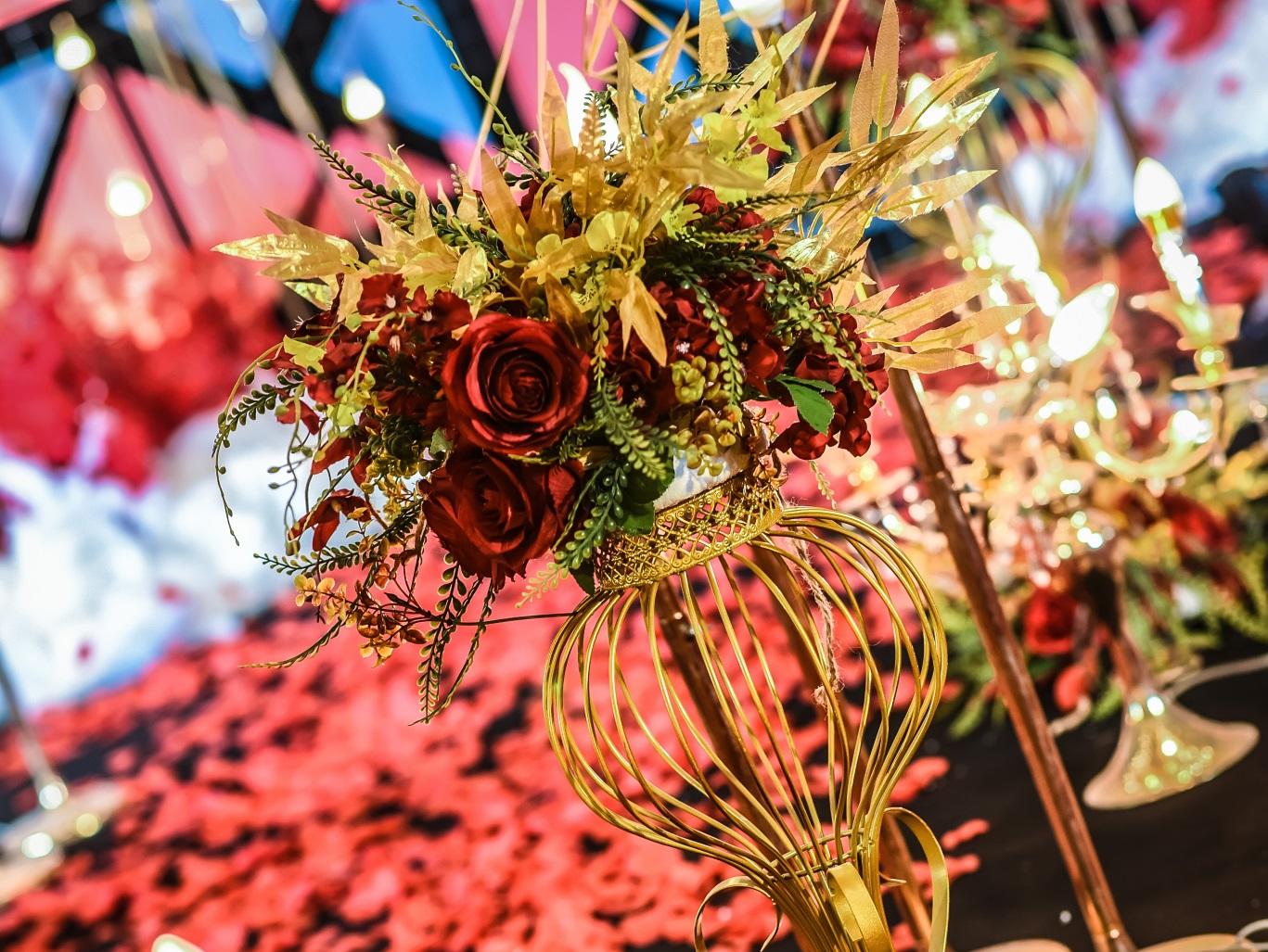 [她他婚典]  丨 机械红