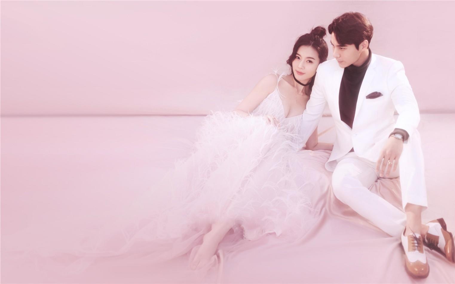 麦田高端婚纱摄影工作室  清新唯美