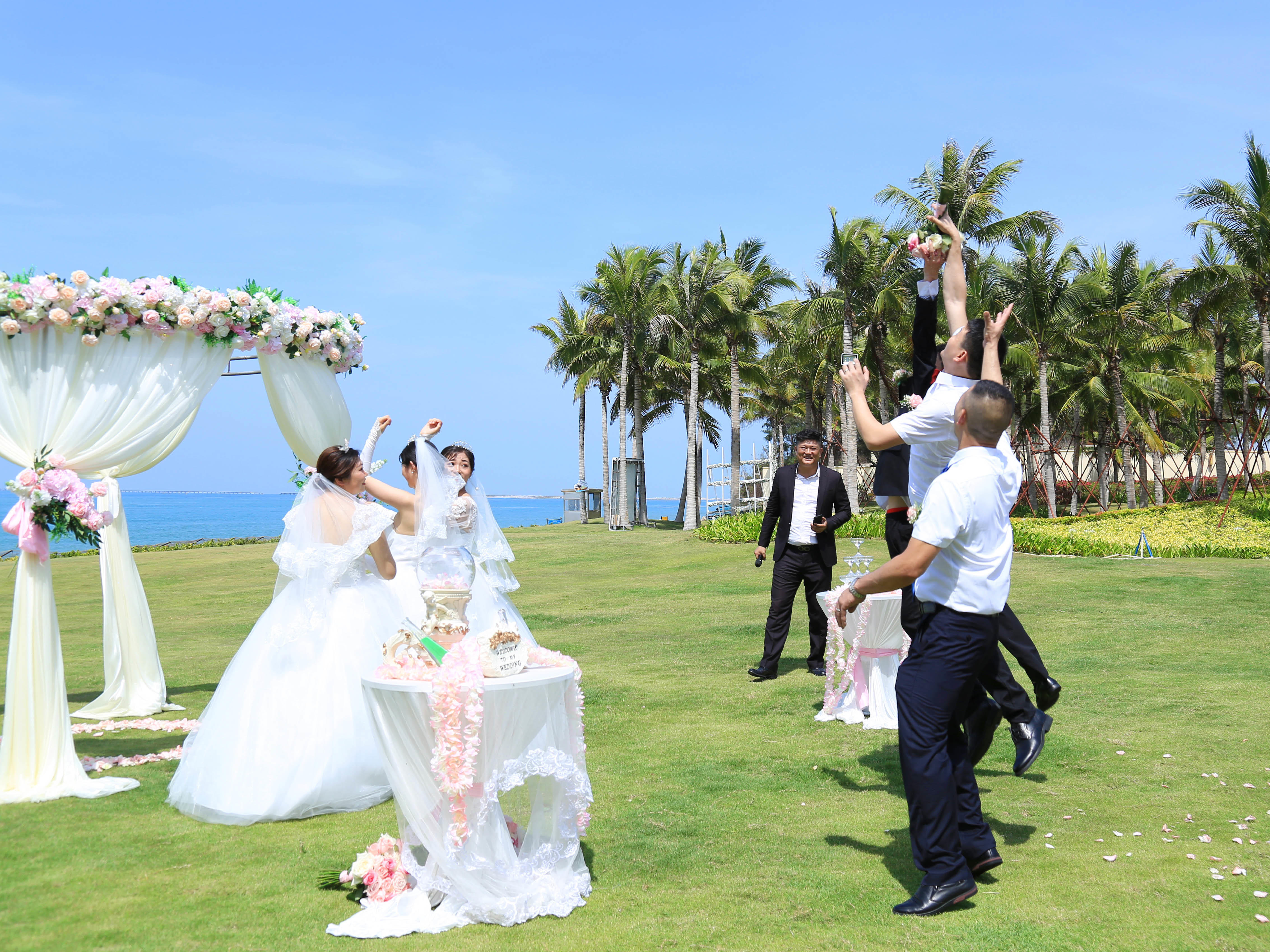 三亚旅行结婚 婚礼+蜜月旅游五天四晚行程海景房