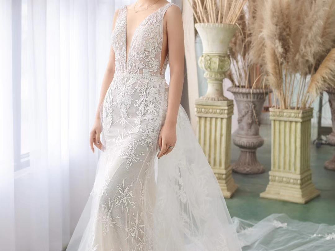 【超值性价比】婚纱礼服三件套+伴娘服