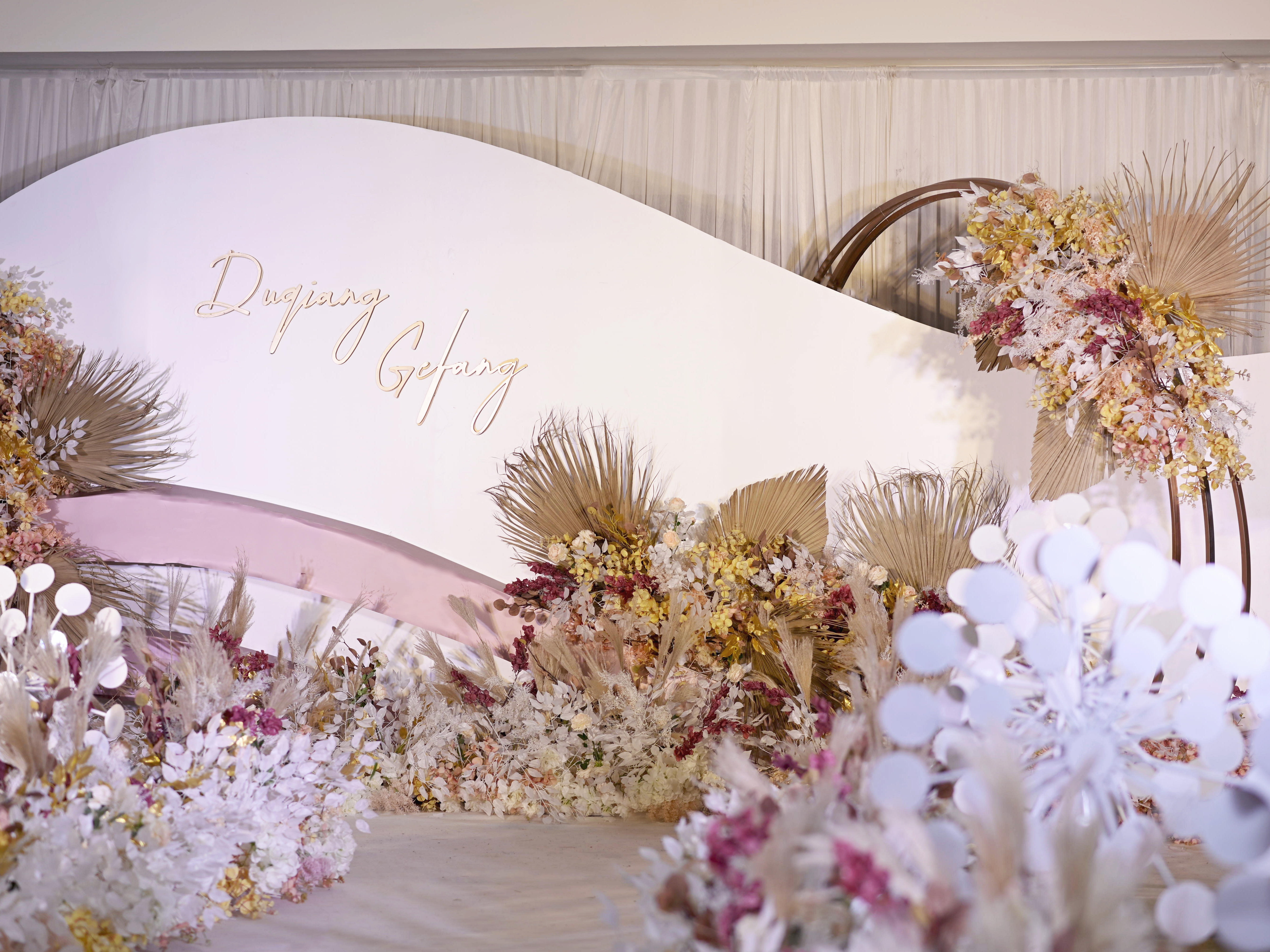 【独角兽婚礼宴会设计】静谧花幕-给生活中一抹激情