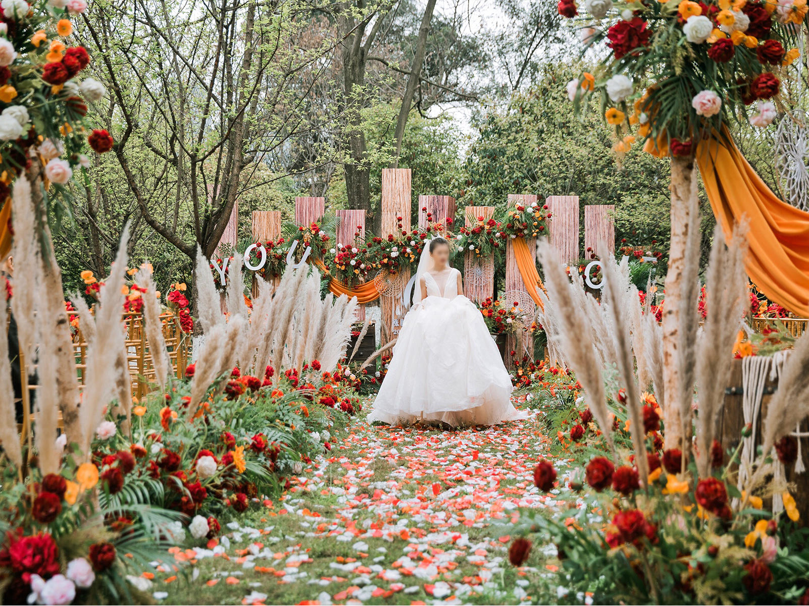 【颜汐婚礼】限量活动 |  户外复古婚礼+含四大