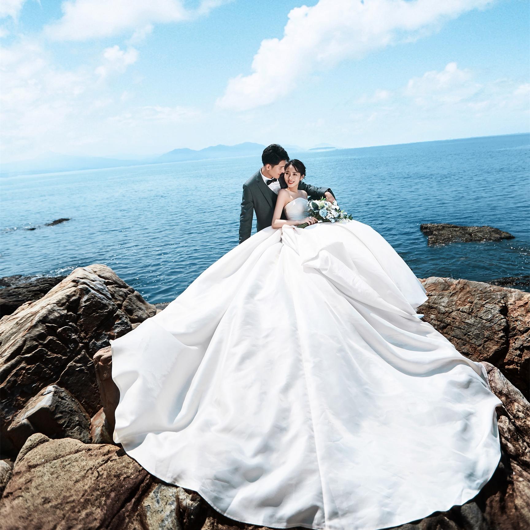 【总监掌镜】风情海景+样片服务团队+送全新婚纱