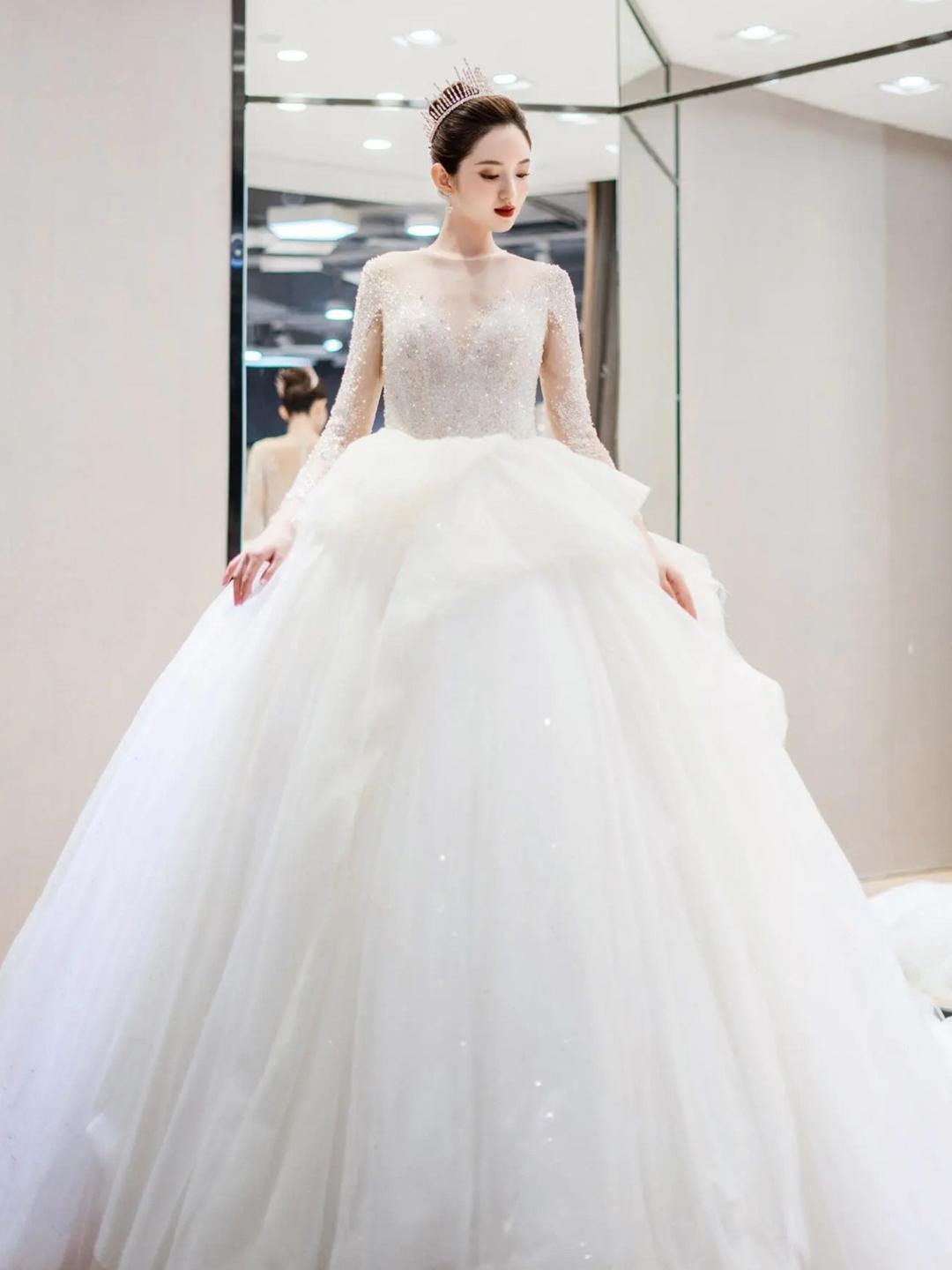 【高端私享奢华】出门服+仪式纱+敬酒服+伴娘服