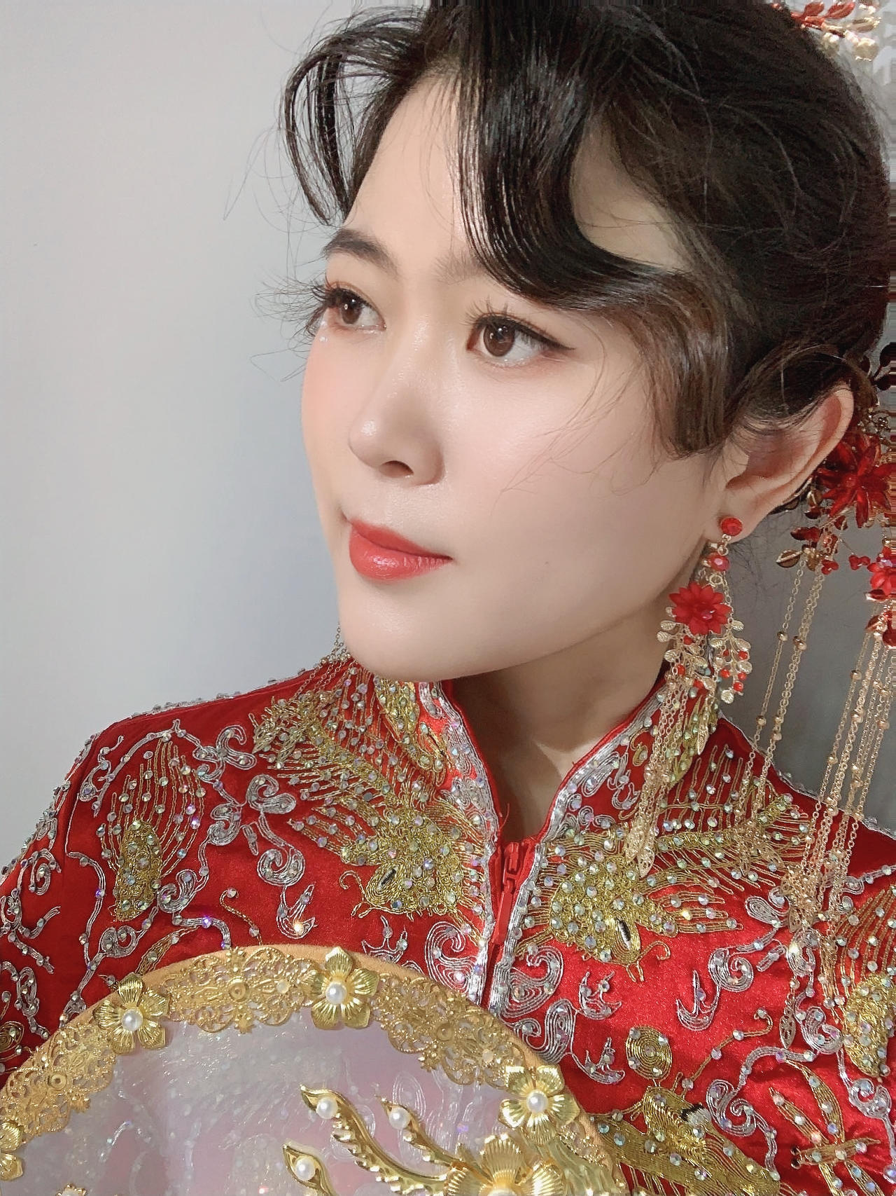 【定婚纱】送总监化妆师全天跟妆