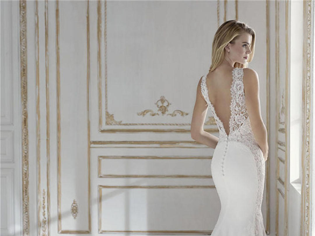 【人气推荐】梦幻拖尾+精品礼服 名品高端轻奢