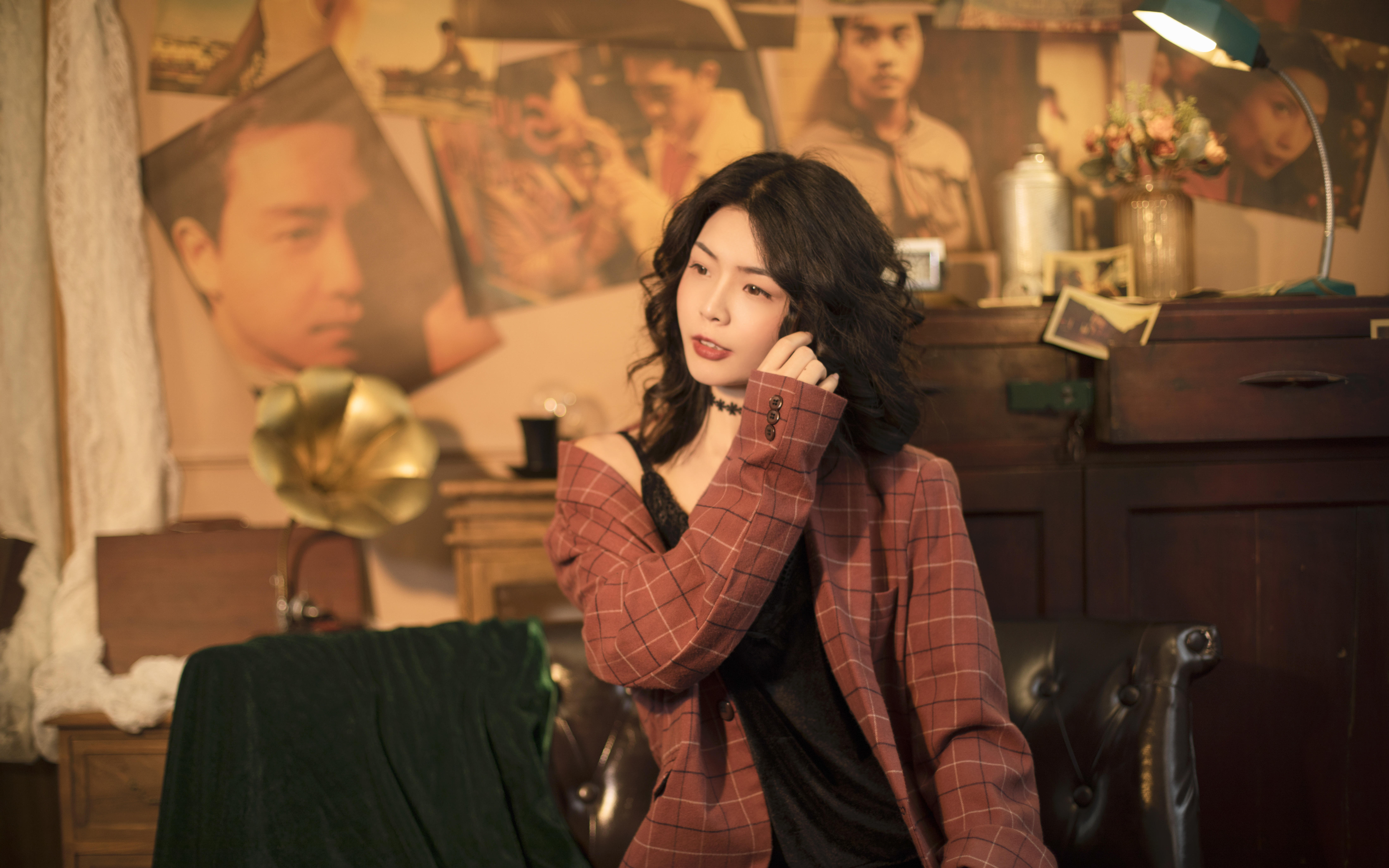 【超級特價(jià)】內(nèi)景三組+各類型寫真880一人