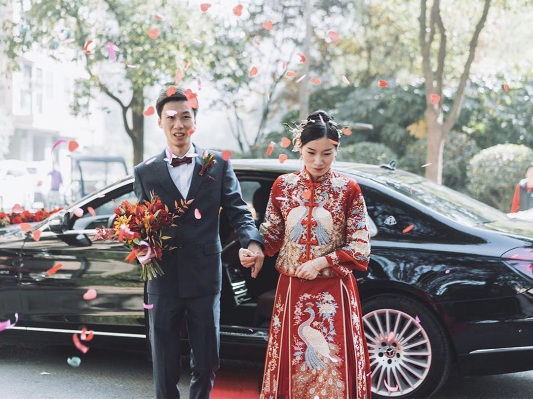 【超值特惠】灰色经典暗格纹全羊毛定制西服三件套