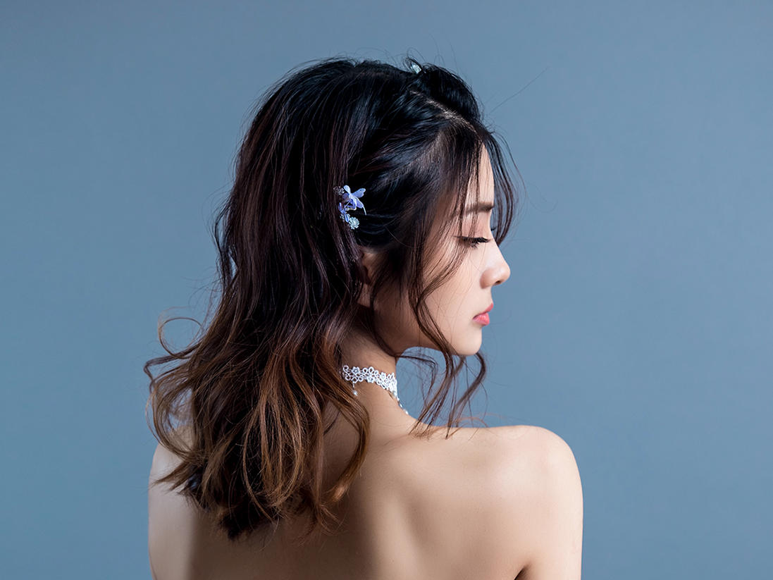 小乔嫁衣婚服美妆经济型套餐