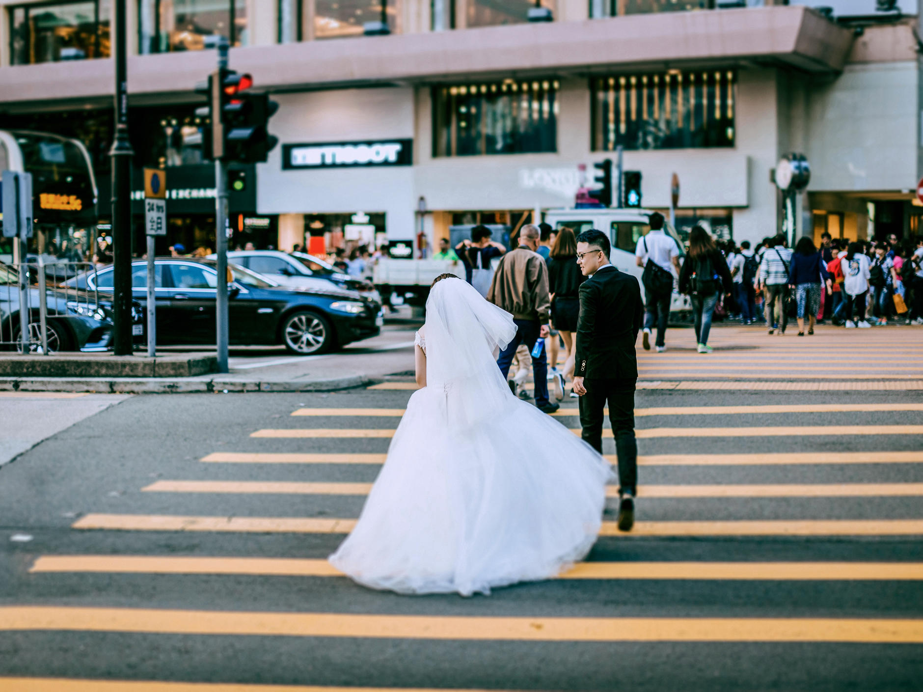 香港旅行婚纱_香港女星婚纱妆(3)