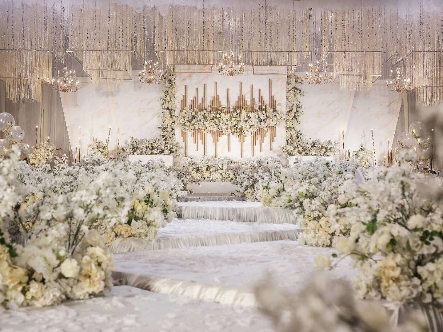 大型酒店大型吊顶婚礼基础款