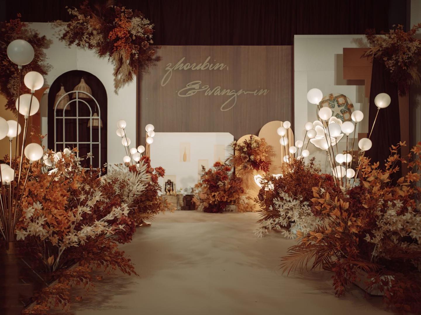秋色系婚礼橙色和棕色的相遇