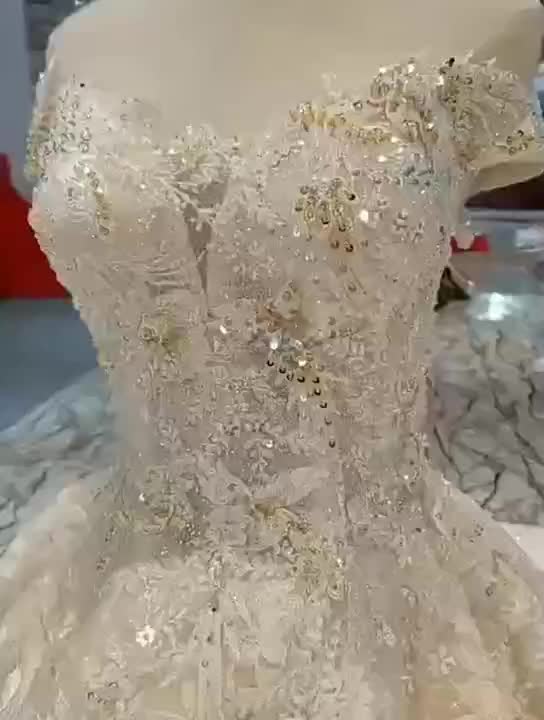 【小预算超值租赁】超值新款齐地婚纱+礼服两件套