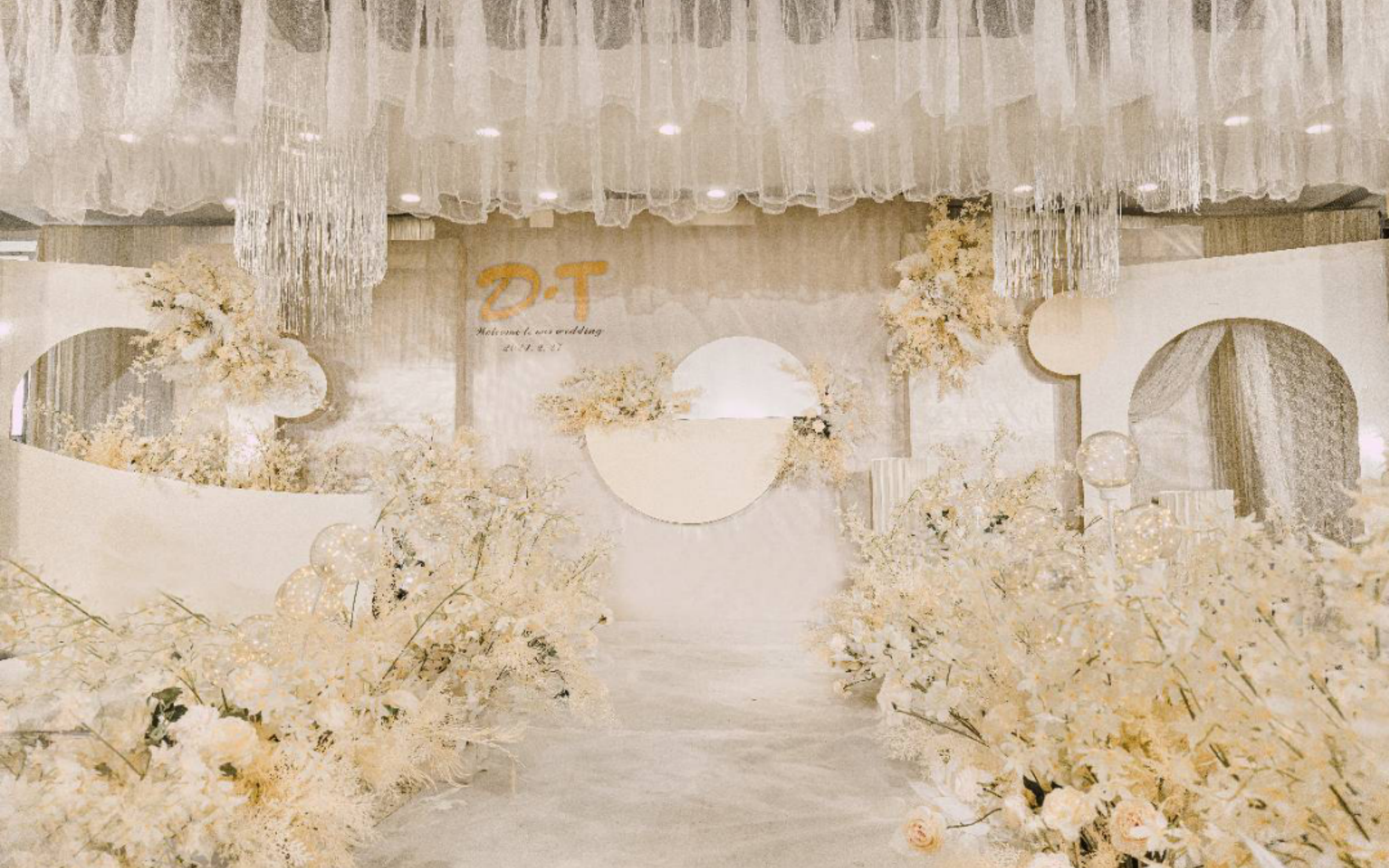 一生一世仅钟情于你的香槟色  似锦繁花