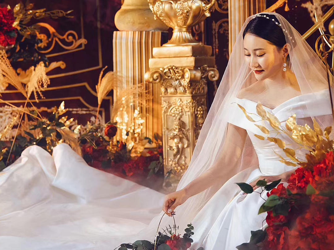 单租中式婚纱礼服套系，个别高定款除外