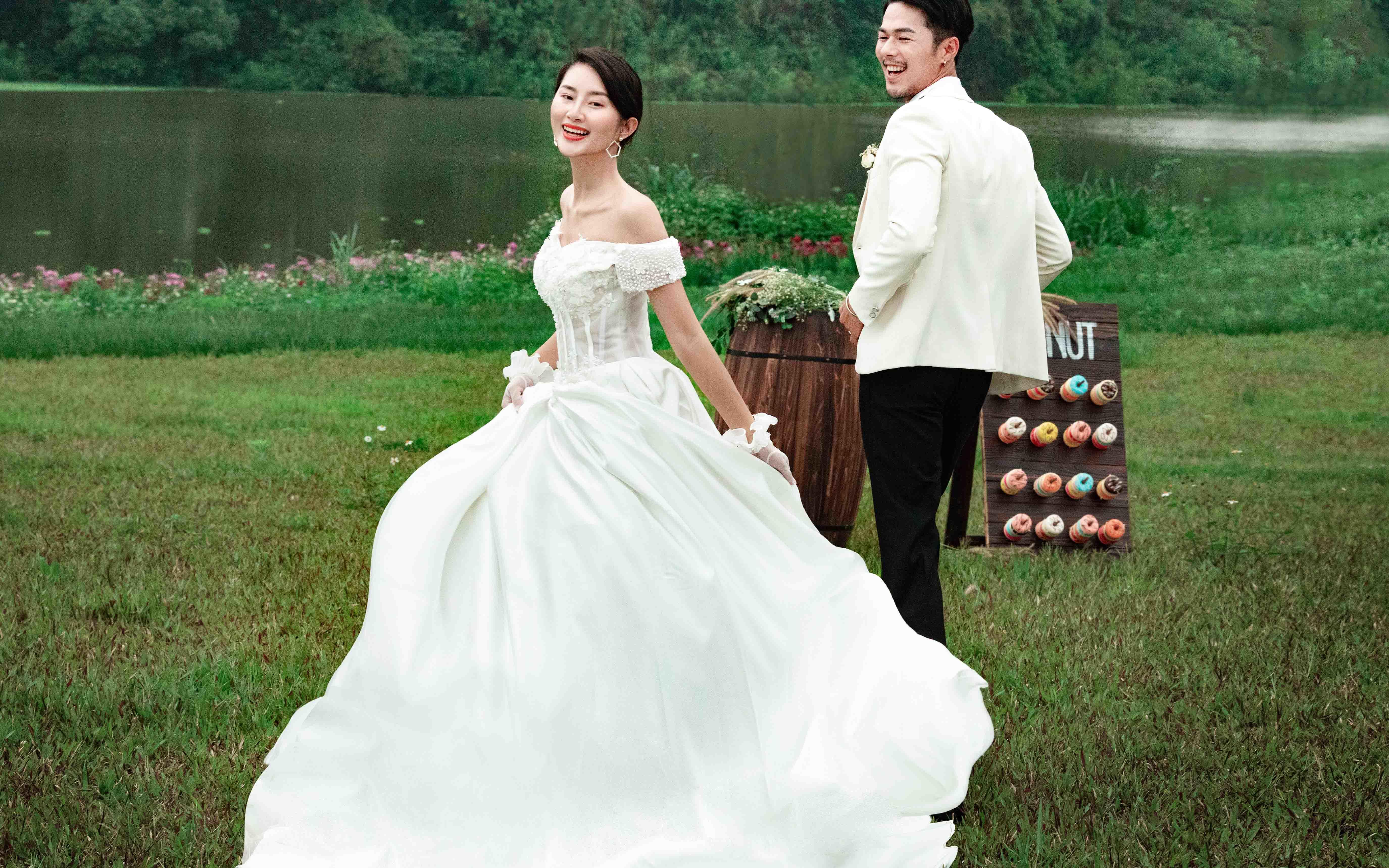 【火爆套餐】浪漫海景、时尚内景