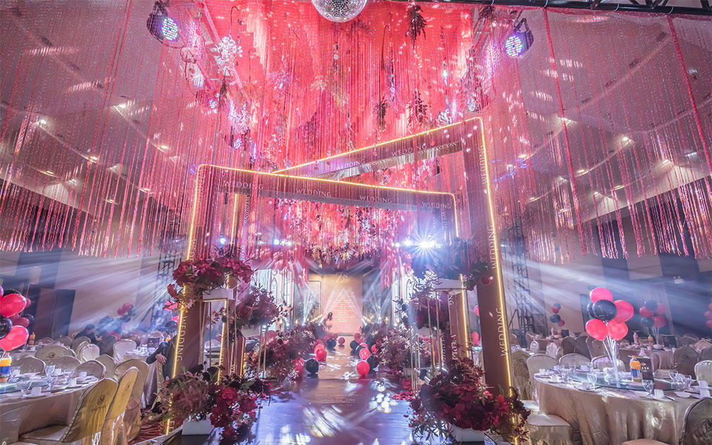 红黑系列唯美大气主题定制案例