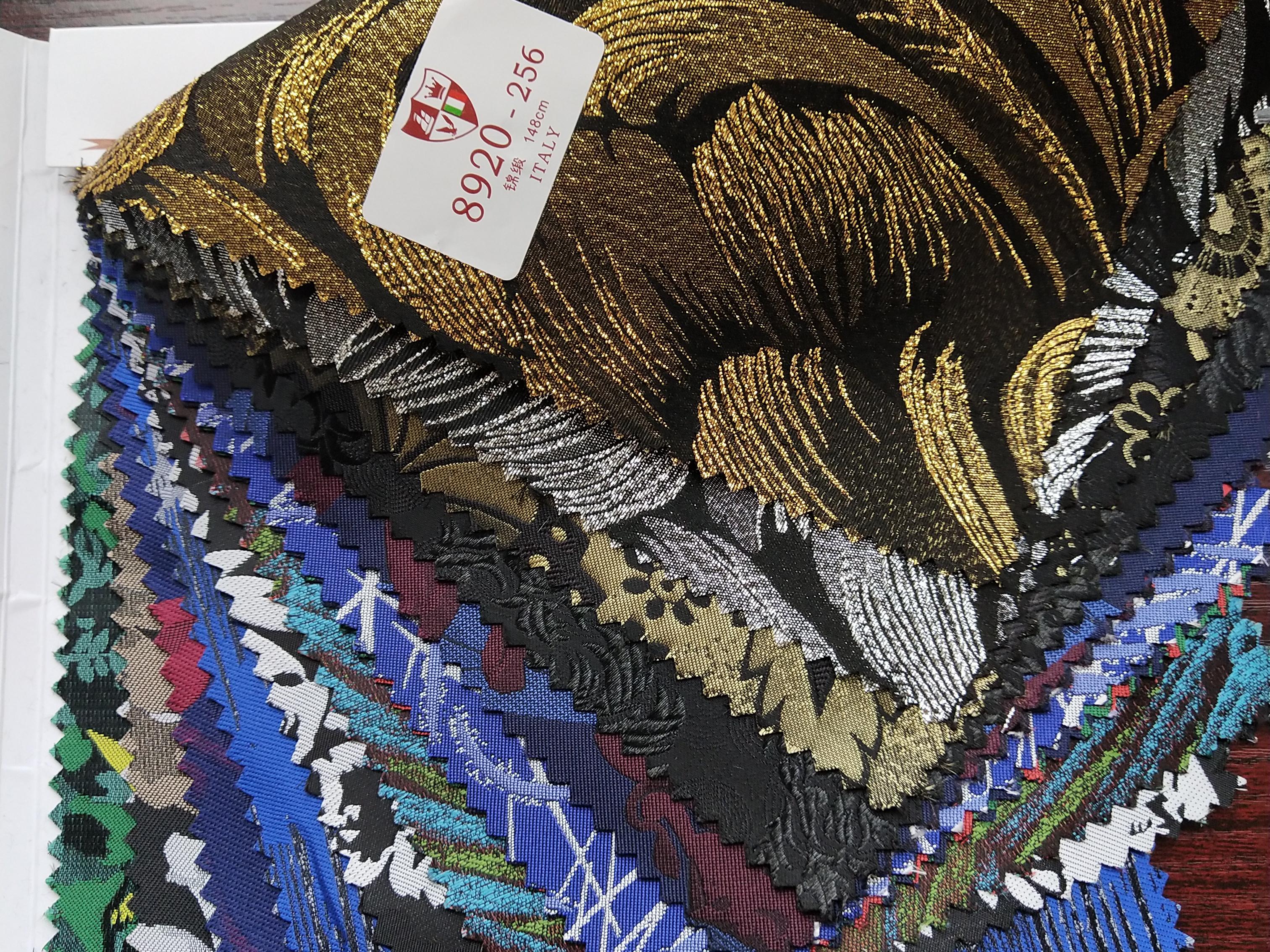 新款礼服、量身定制、三件套、意大利品牌锦缎