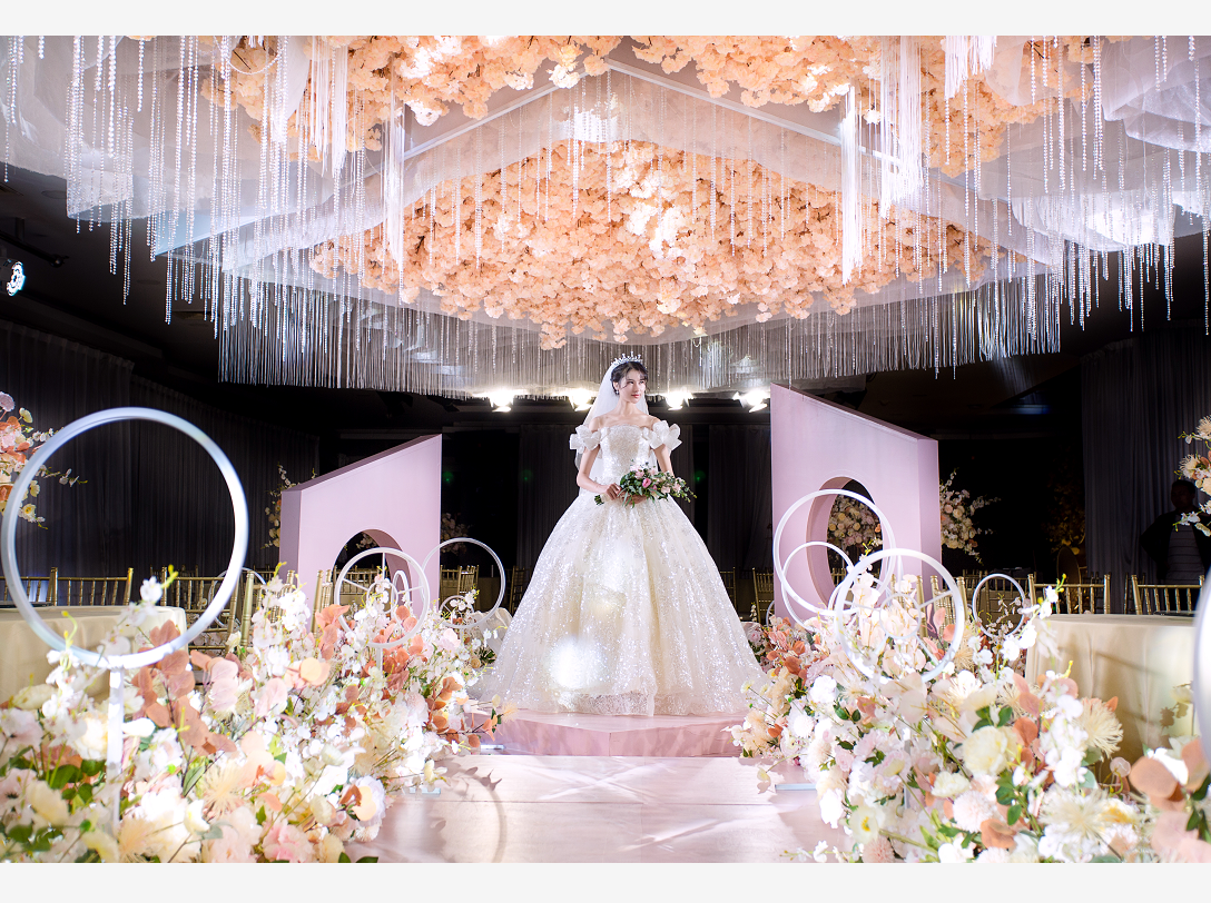 【超值租赁】澳芙新品发布订单送胸贴